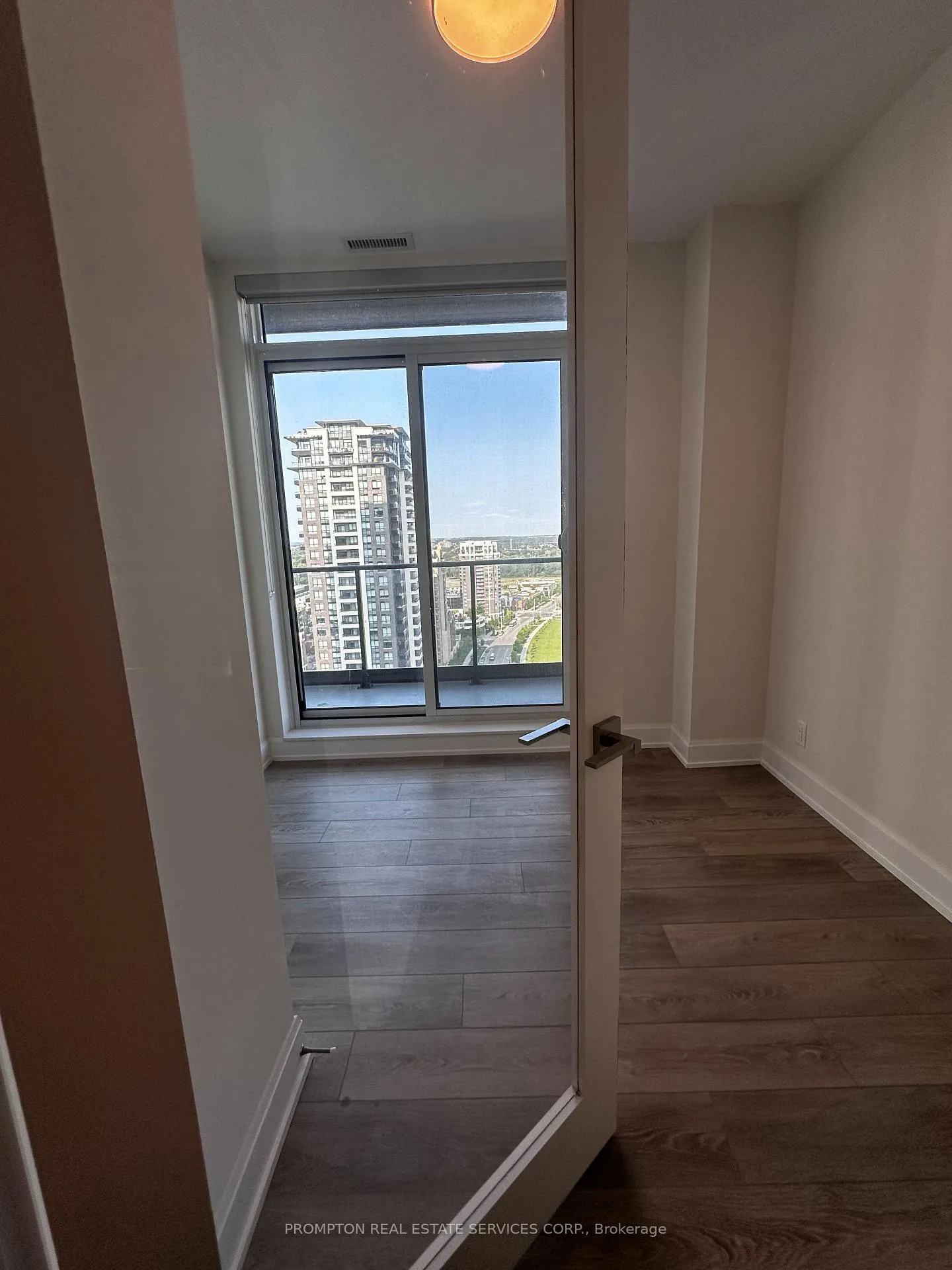 Photo 8 of Unit 2510, 8 Water Walk Drive, Markham, Unionville — HOMEH