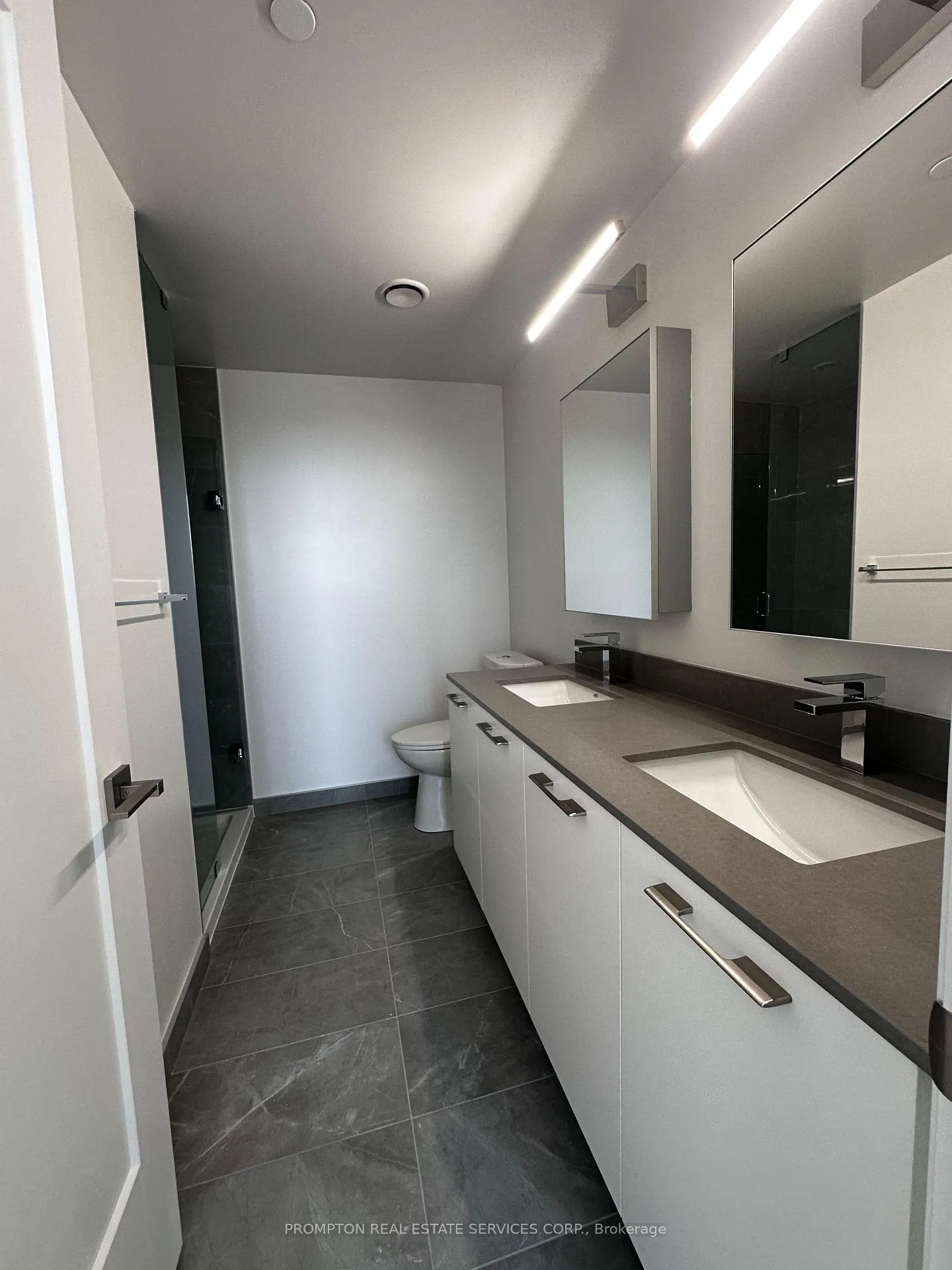 Photo 11 of Unit 2510, 8 Water Walk Drive, Markham, Unionville — HOMEH