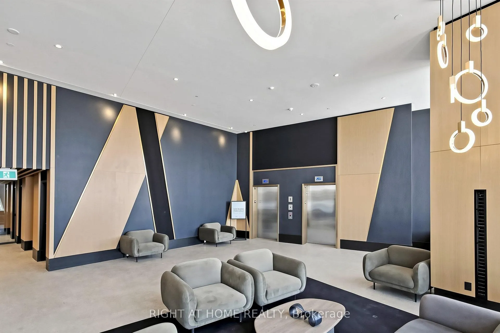 Photo 11 of Unit 3206, 2920 Highway 7 Road E, Vaughan, Concord — HOMEH
