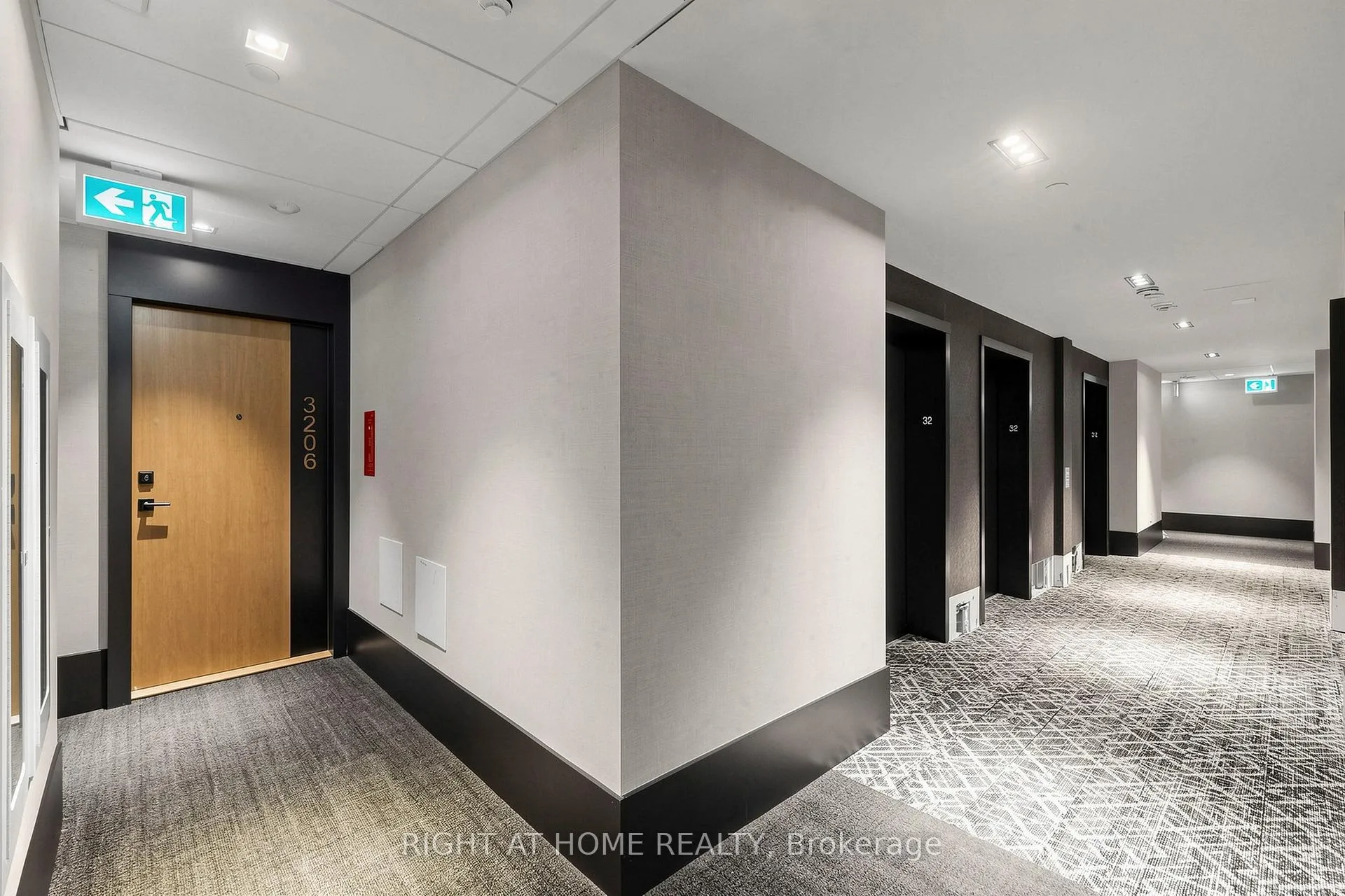 Photo 28 of Unit 3206, 2920 Highway 7 Road E, Vaughan, Concord — HOMEH