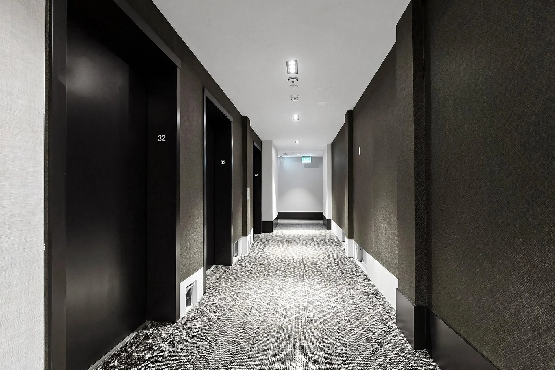 Photo 30 of Unit 3206, 2920 Highway 7 Road E, Vaughan, Concord — HOMEH