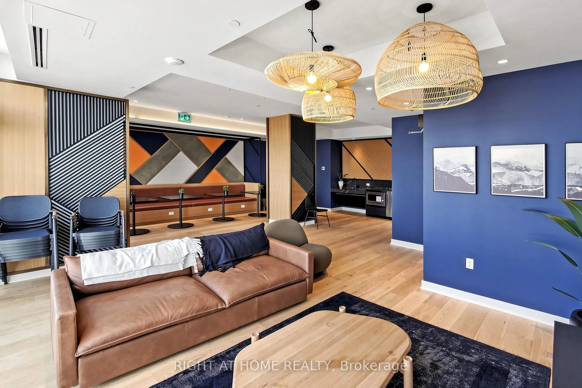 Photo 37 of Unit 3206, 2920 Highway 7 Road E, Vaughan, Concord — HOMEH