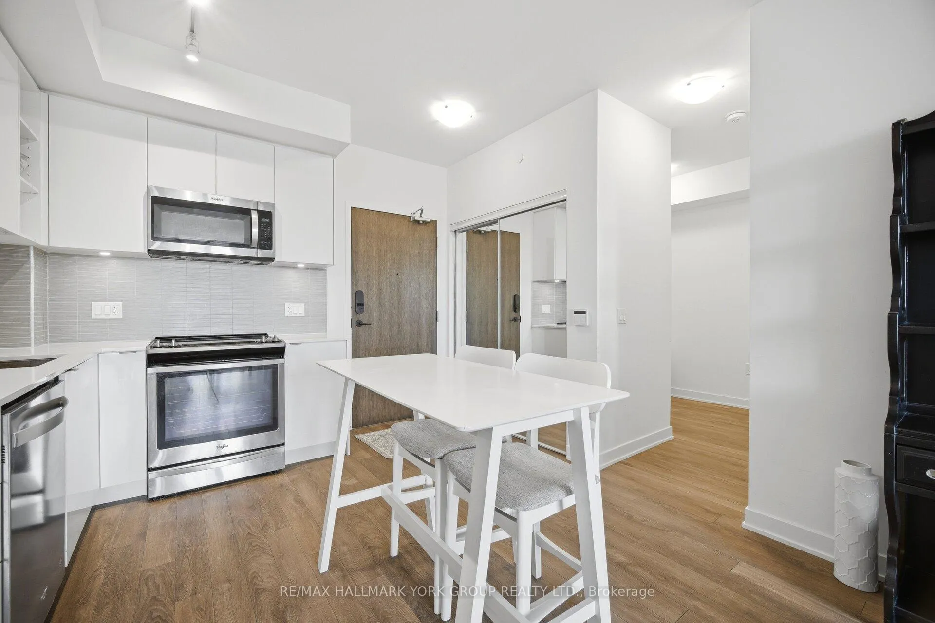Photo 6 of Unit 623, 100 Eagle Rock Way, Vaughan, Rural Vaughan — HOMEH