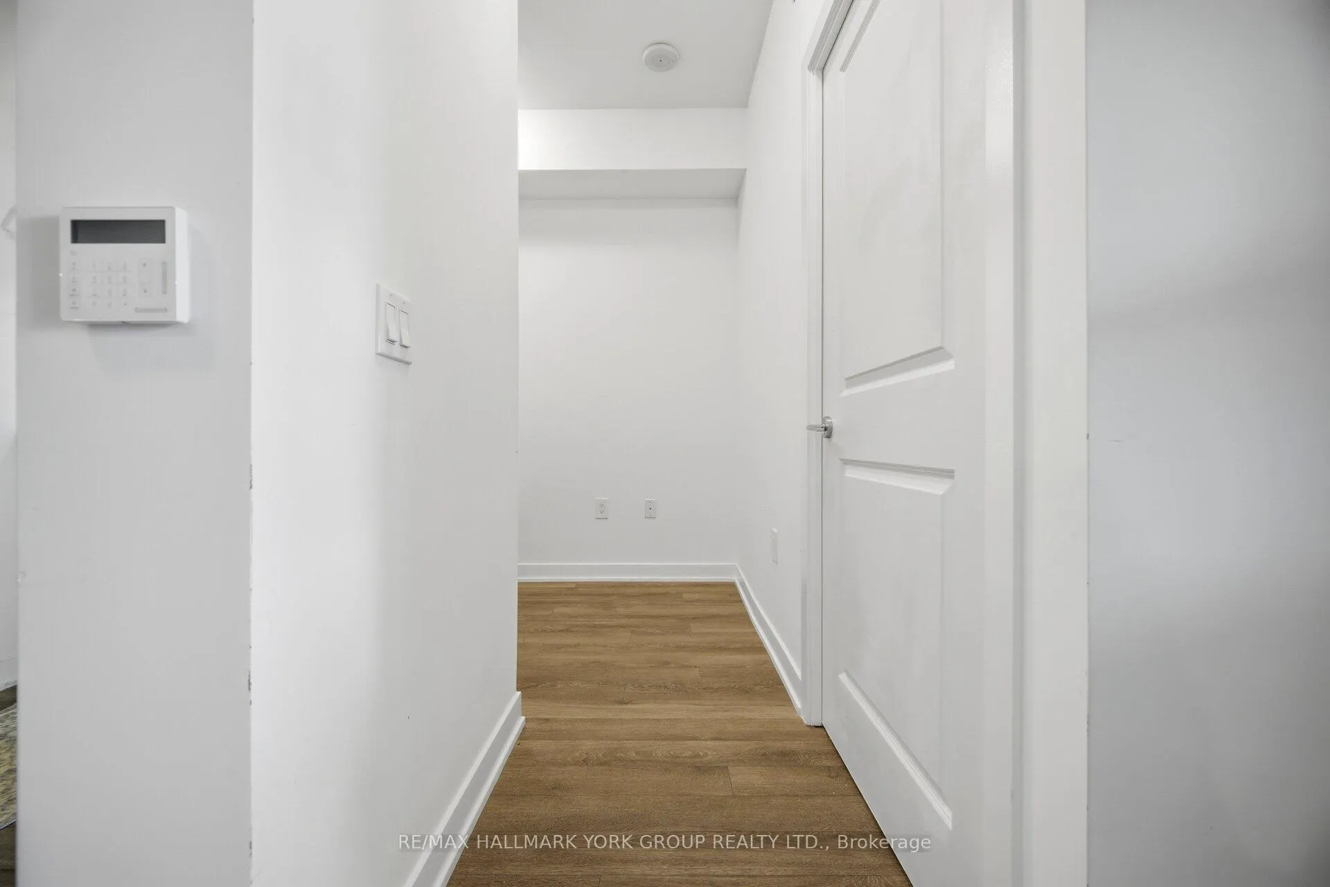Photo 9 of Unit 623, 100 Eagle Rock Way, Vaughan, Rural Vaughan — HOMEH