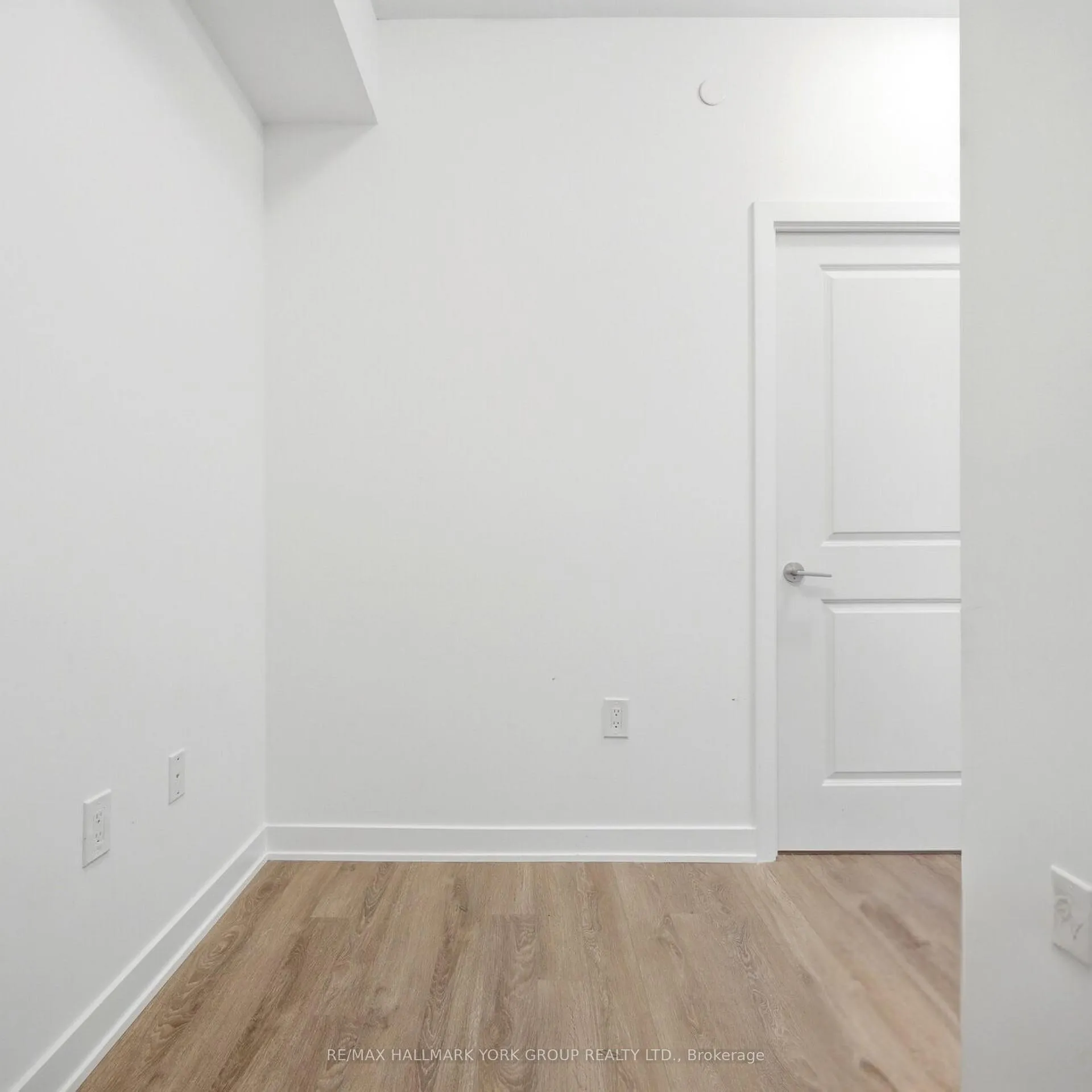 Photo 12 of Unit 623, 100 Eagle Rock Way, Vaughan, Rural Vaughan — HOMEH
