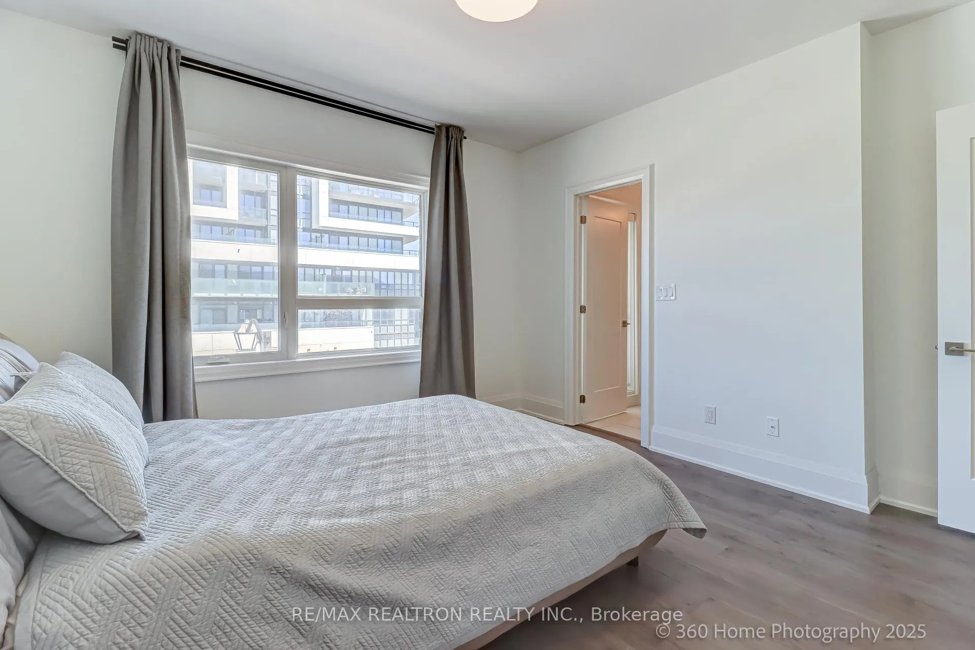 Photo 29 of 9 Gandhi Lane, Markham, Commerce Valley — HOMEH