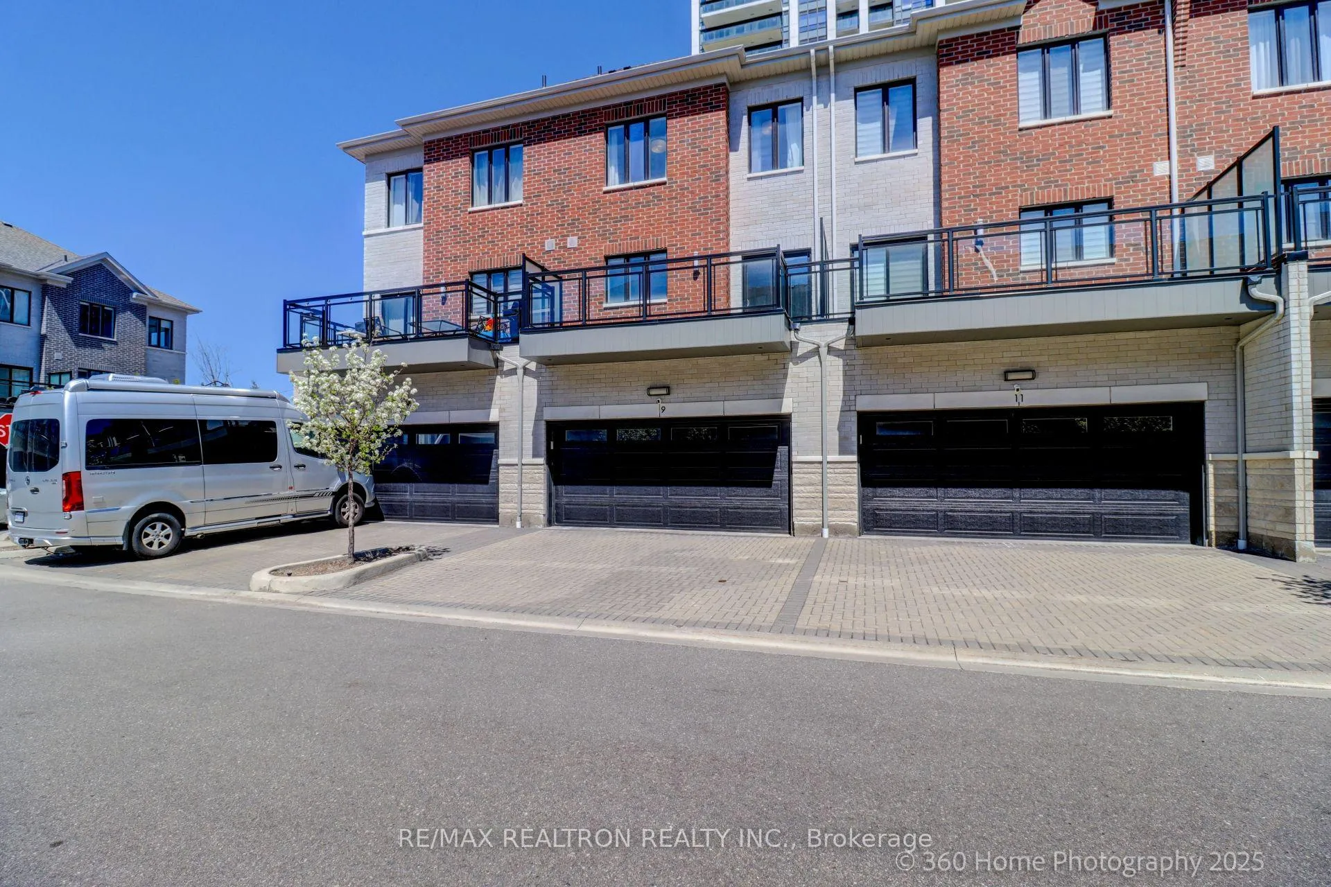 Photo 37 of 9 Gandhi Lane, Markham, Commerce Valley — HOMEH