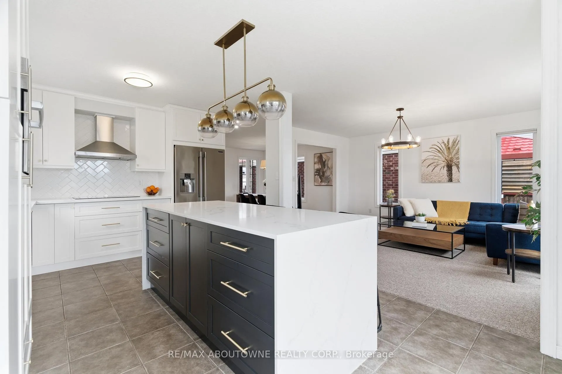 Photo 12 of 122 Severn Drive, Guelph, Grange Road — HOMEH