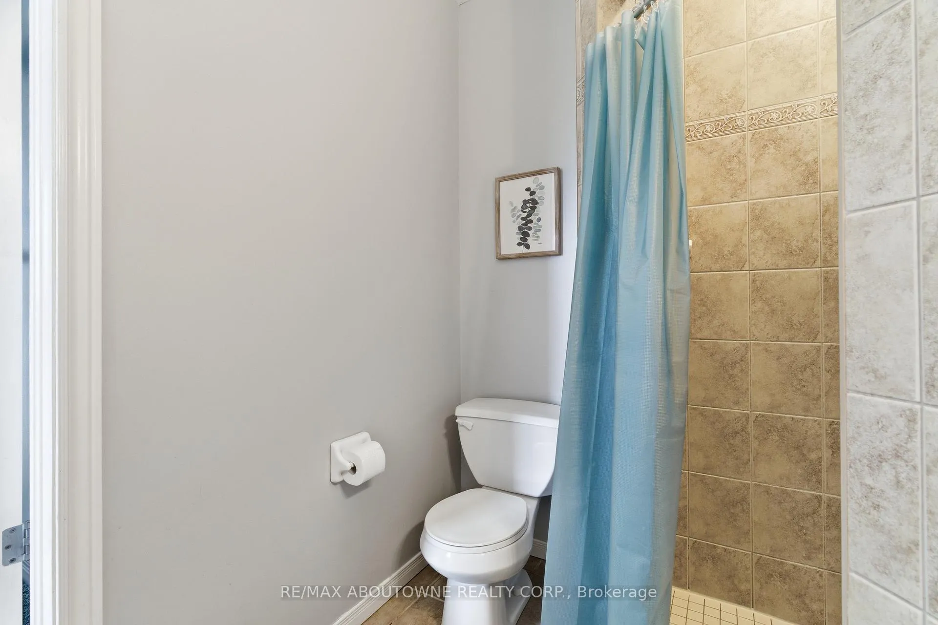 Photo 25 of 122 Severn Drive, Guelph, Grange Road — HOMEH