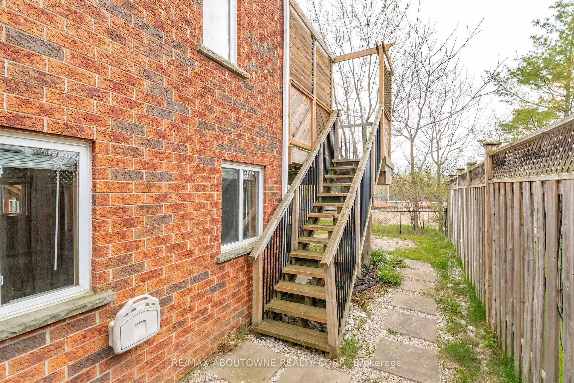 Photo 42 of 122 Severn Drive, Guelph, Grange Road — HOMEH