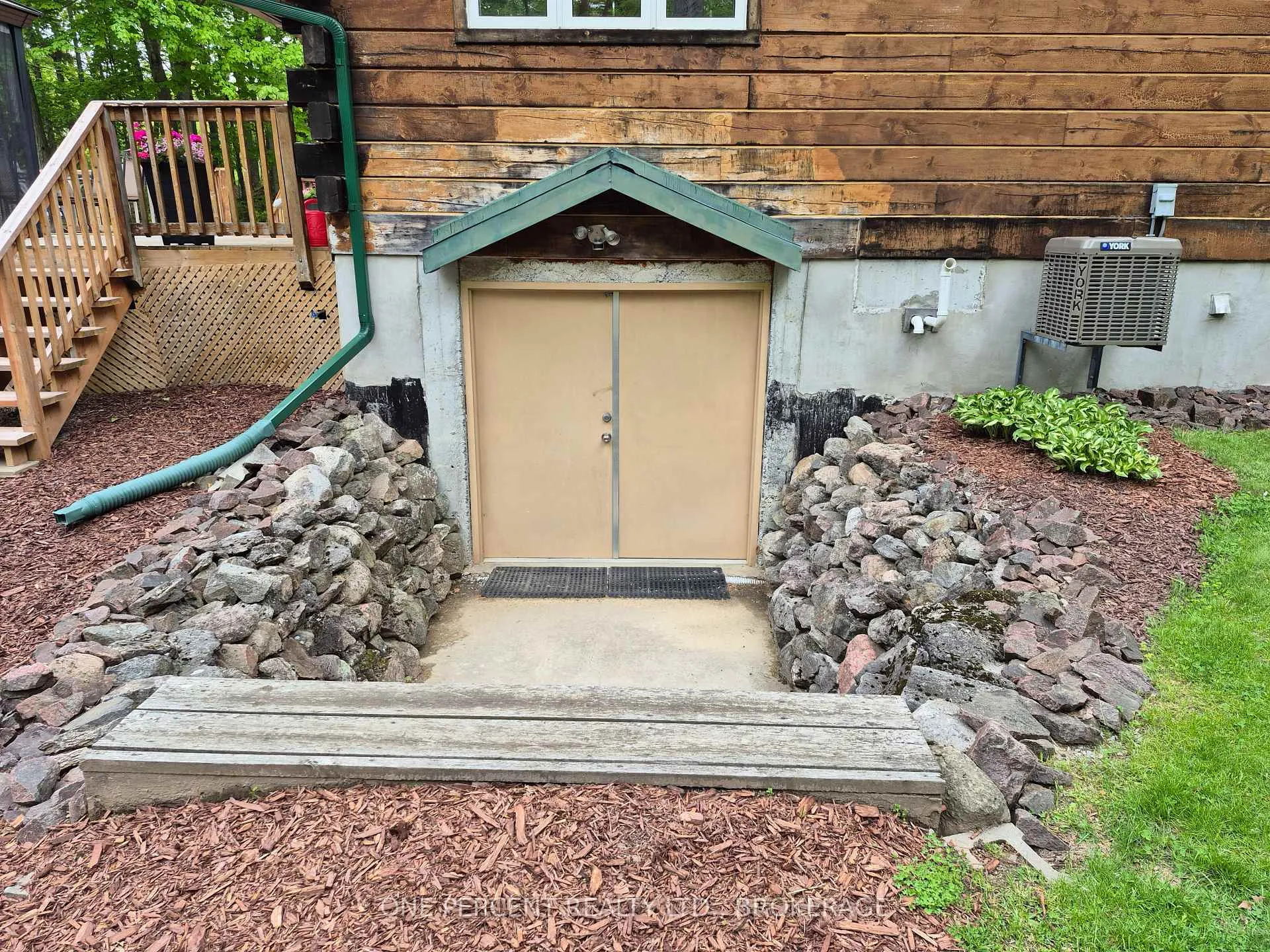 Photo 7 of 1577 Norway Road, Frontenac, Frontenac South — HOMEH