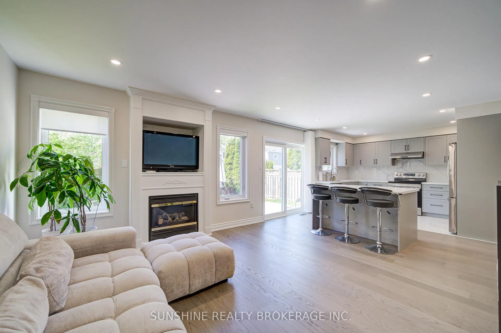 Photo 22 of 1472 Heartland Boulevard, Oshawa, Taunton — HOMEH