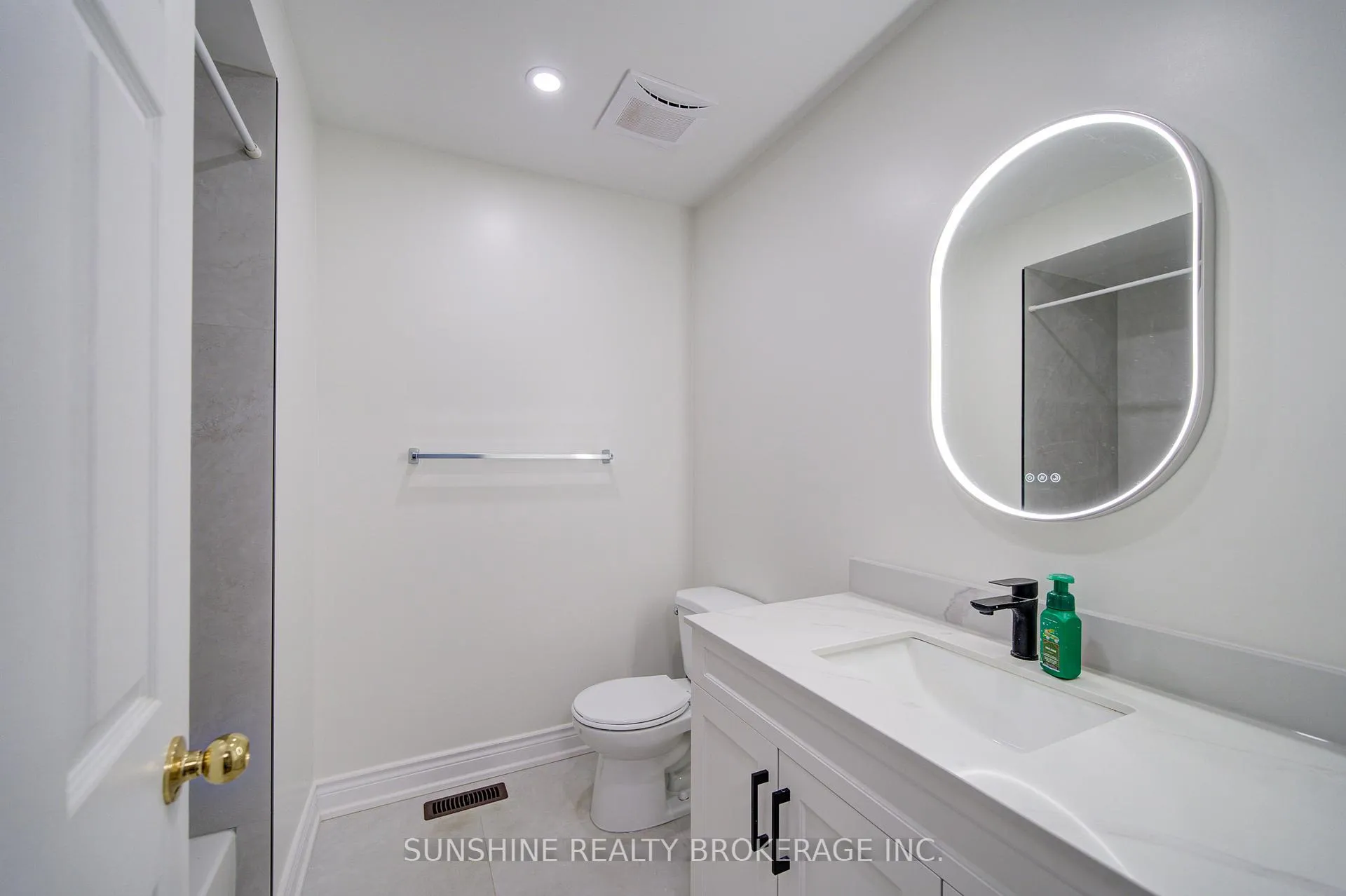 Photo 32 of 1472 Heartland Boulevard, Oshawa, Taunton — HOMEH