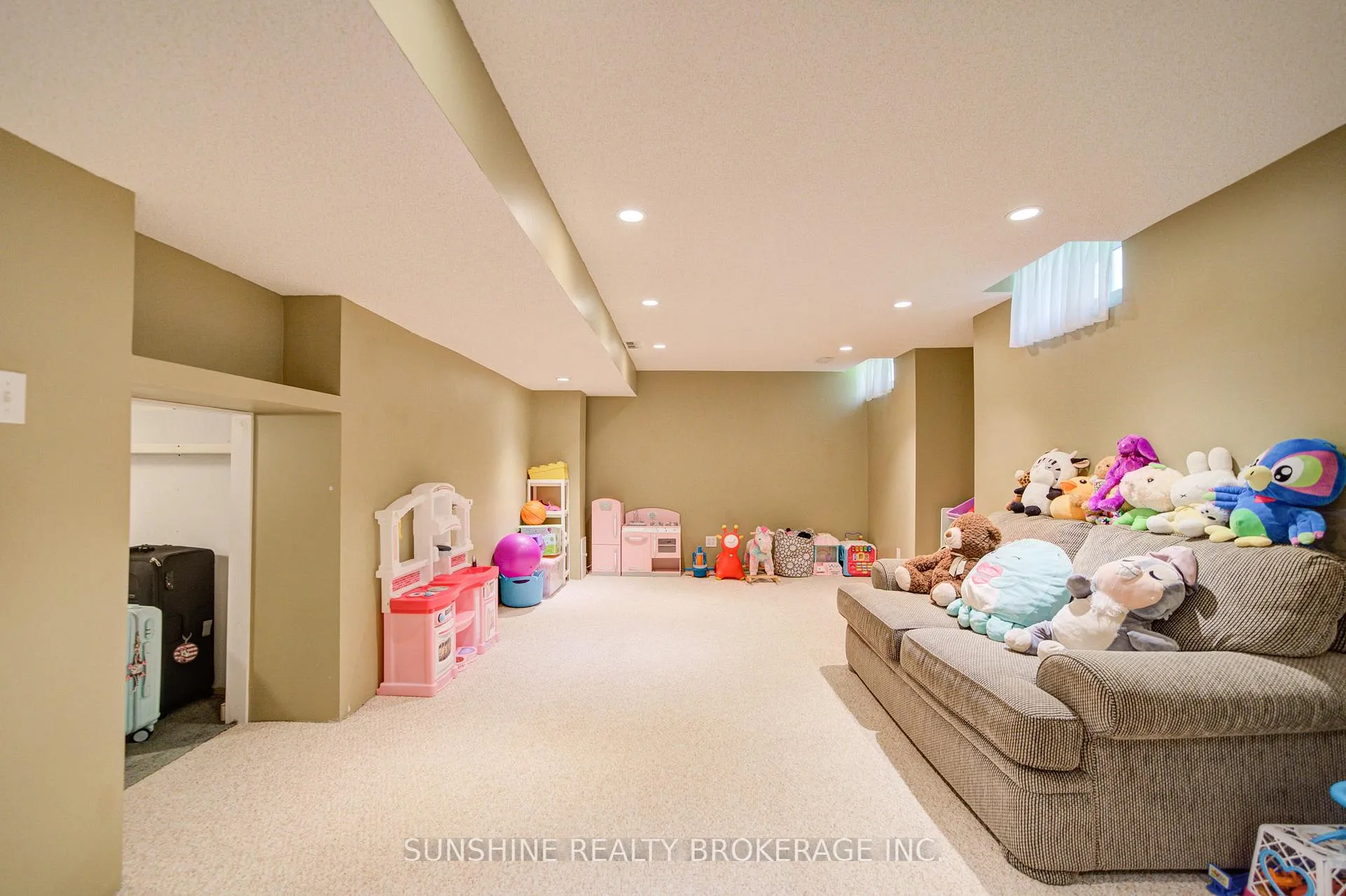 Photo 43 of 1472 Heartland Boulevard, Oshawa, Taunton — HOMEH