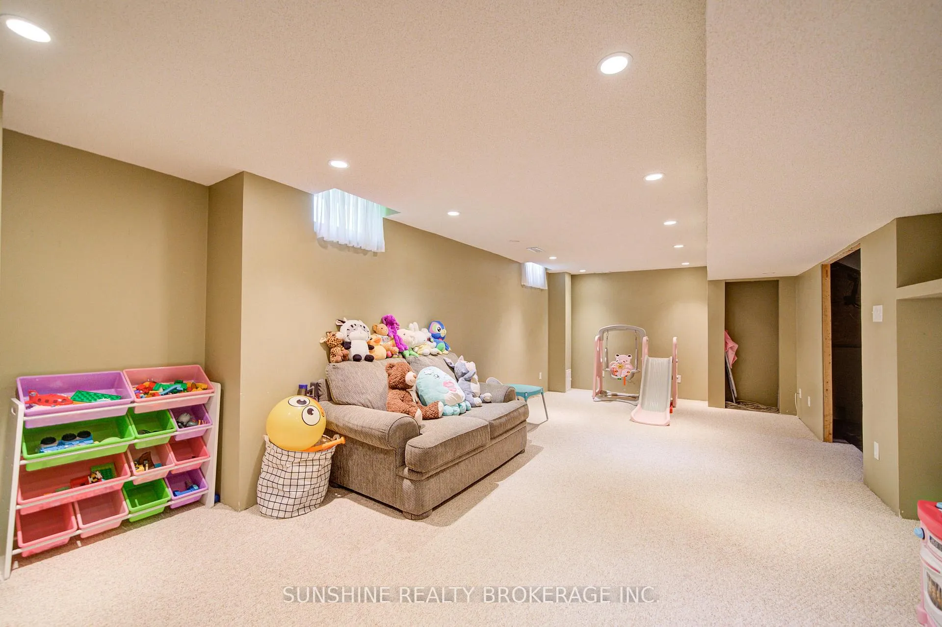Photo 44 of 1472 Heartland Boulevard, Oshawa, Taunton — HOMEH