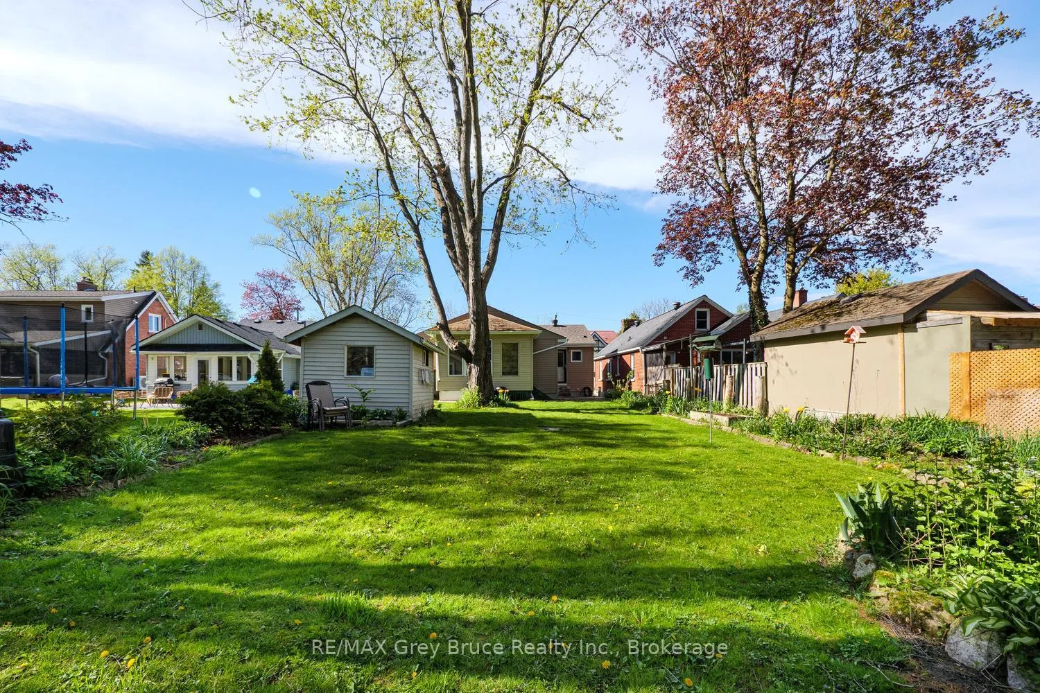 Photo 46 of 129 3rd A Street W, Owen Sound — HOMEH