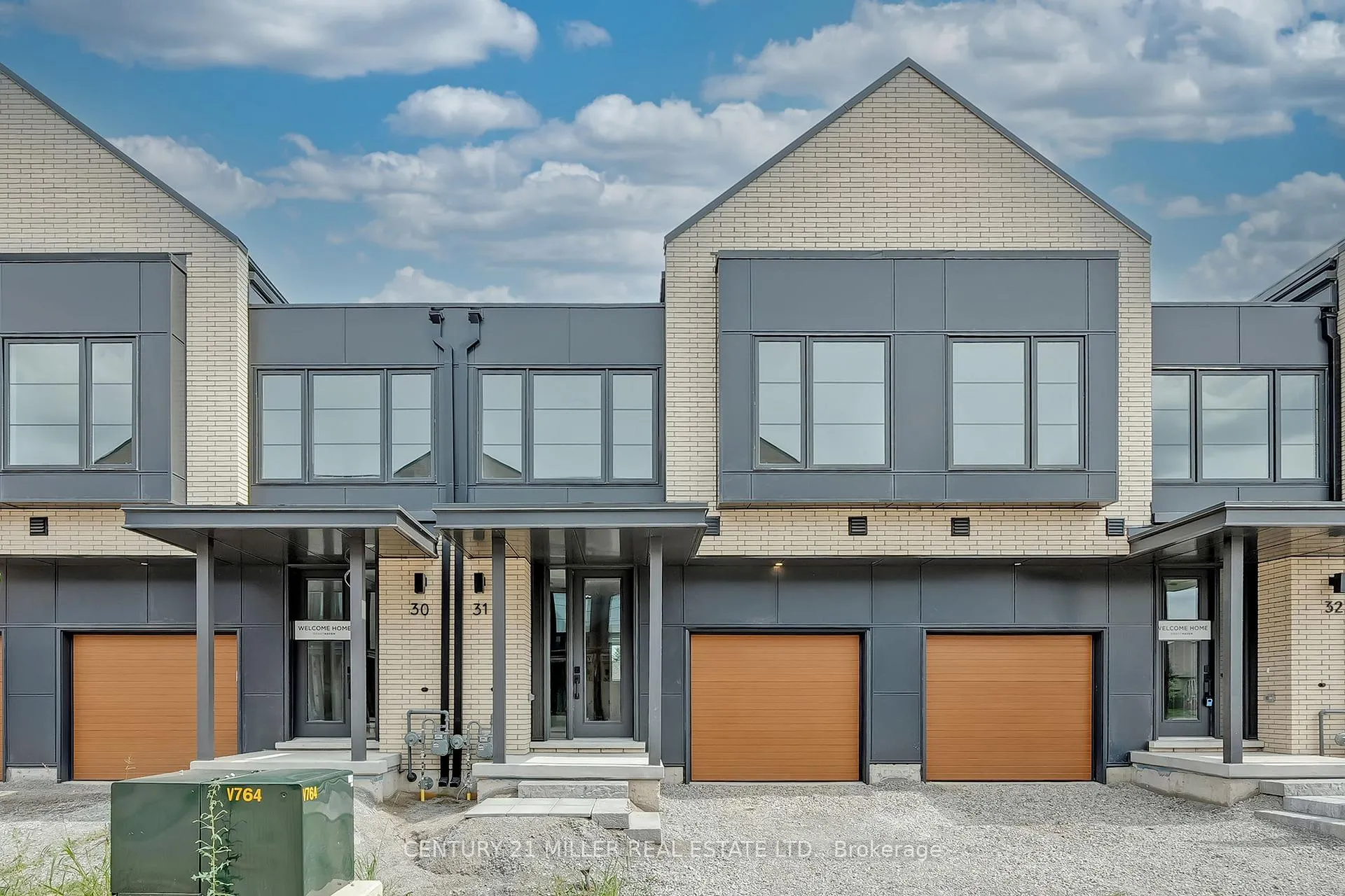 Photo 1 of Unit 31, 2273 Turnberry Road, Burlington, Rose — HOMEH
