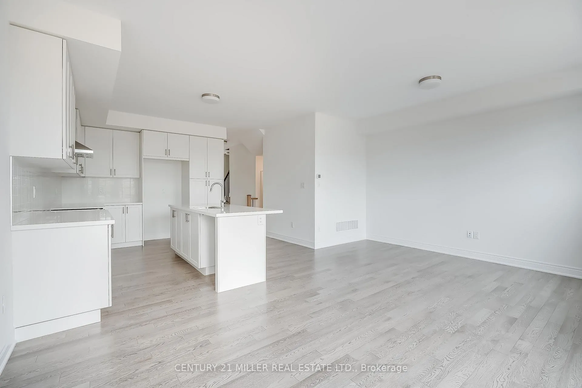 Photo 7 of Unit 31, 2273 Turnberry Road, Burlington, Rose — HOMEH