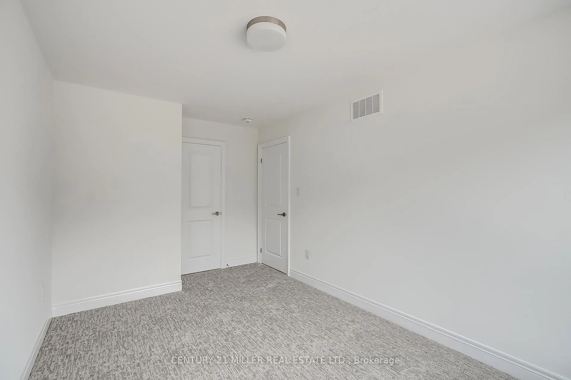 Photo 18 of Unit 31, 2273 Turnberry Road, Burlington, Rose — HOMEH