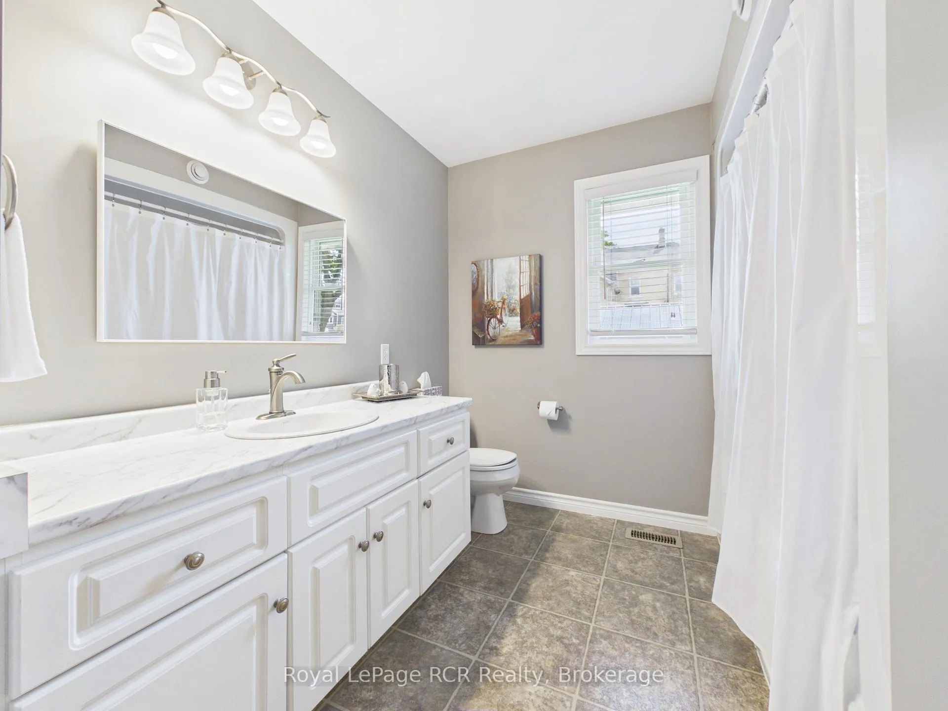 Photo 22 of 75 Alfred Street W, North Huron, Wingham — HOMEH