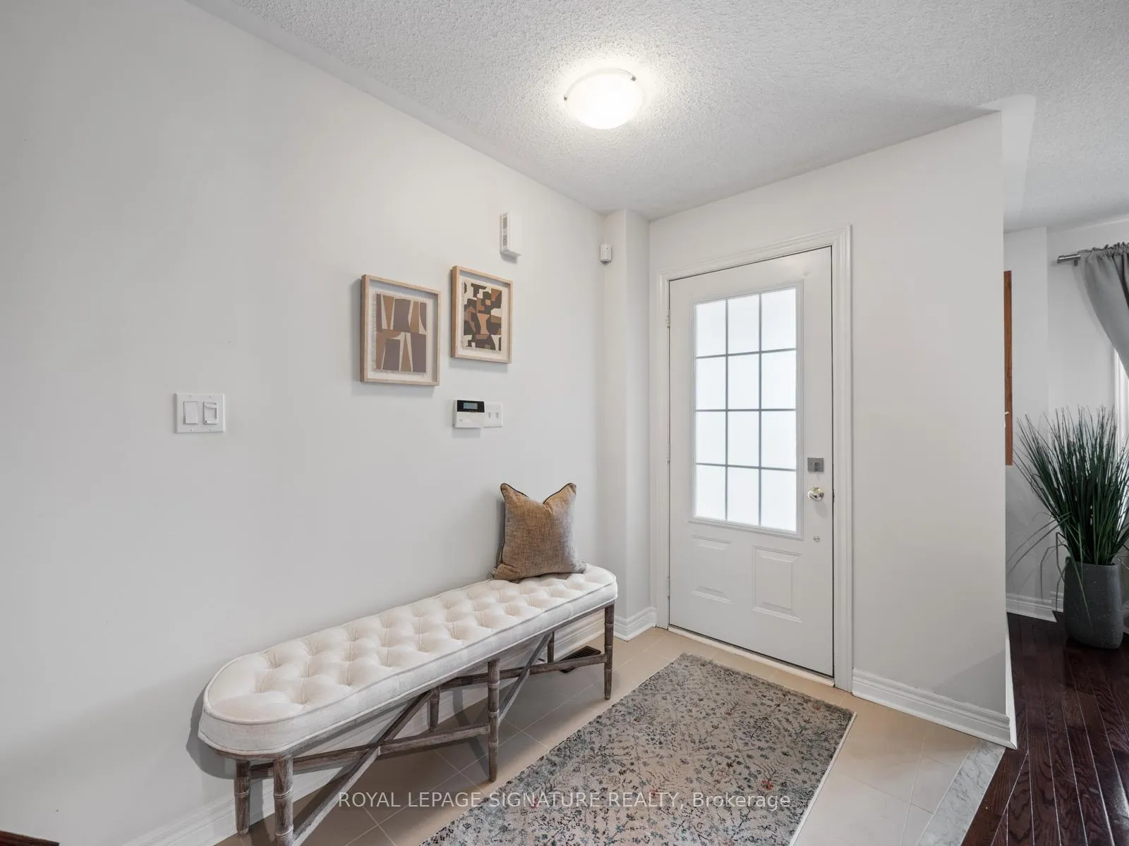 Photo 6 of 5553 Lawrence Avenue E, Scarborough, Centennial Scarborough — HOMEH