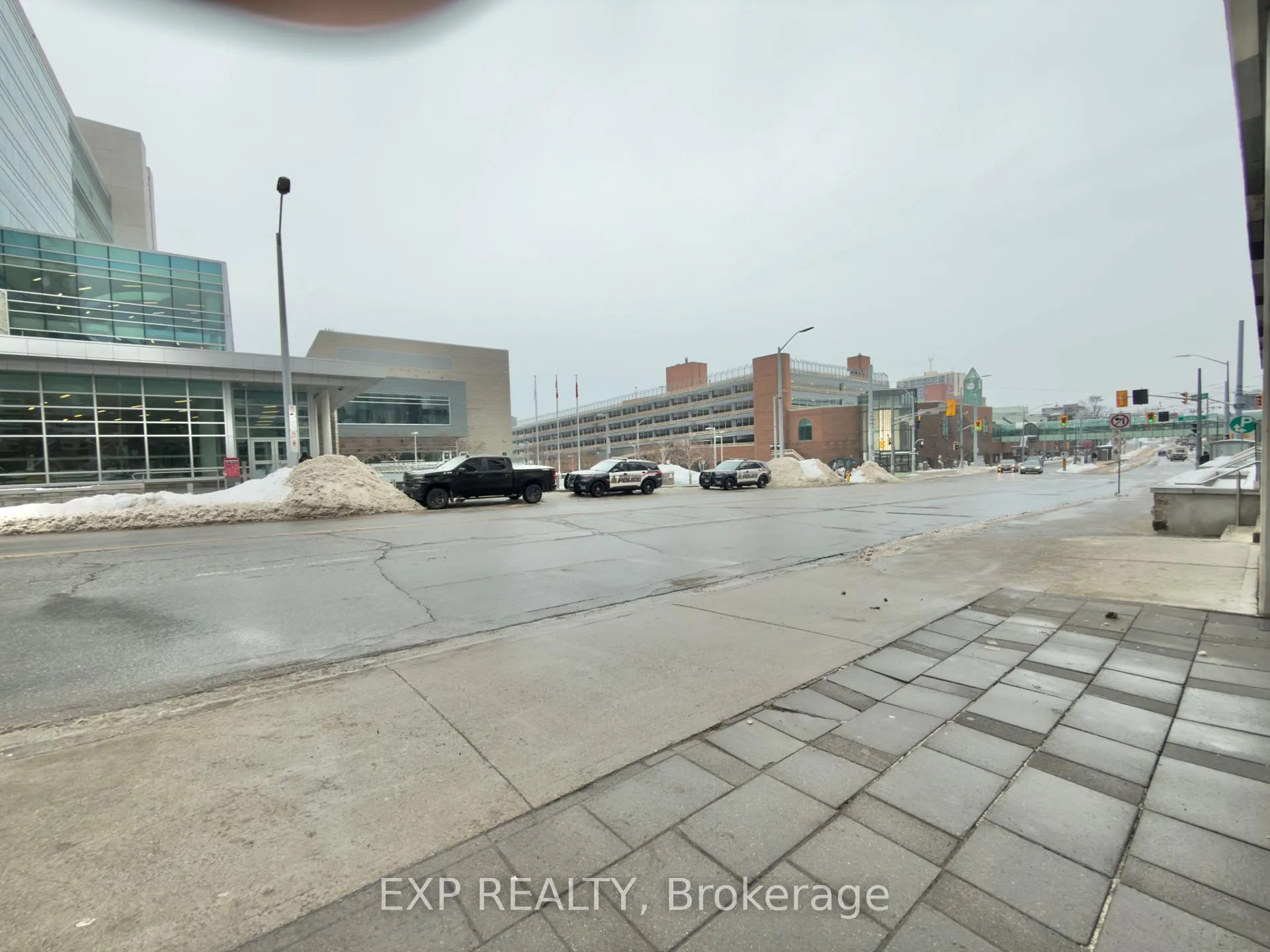 Photo 36 of Unit 2514, 60 Frederick Street, Kitchener — HOMEH