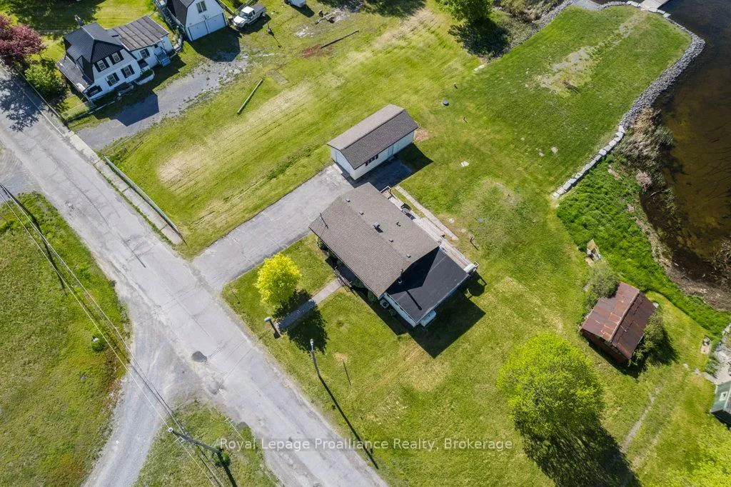 Photo 4 of 85 Manley Drive, Belleville, Belleville Ward — HOMEH