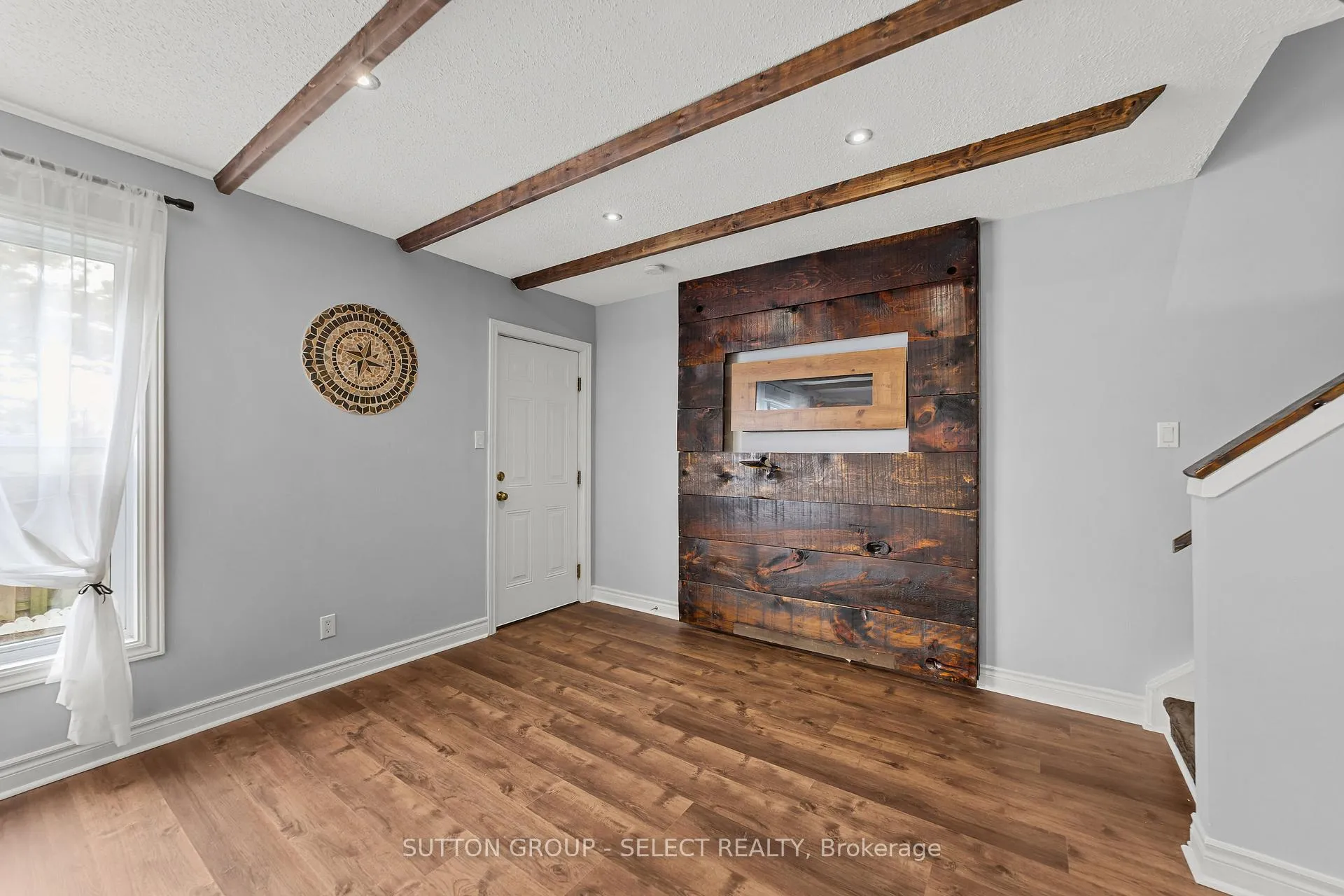Photo 7 of Unit 27, 757 Wharncliffe Road, London, South O — HOMEH