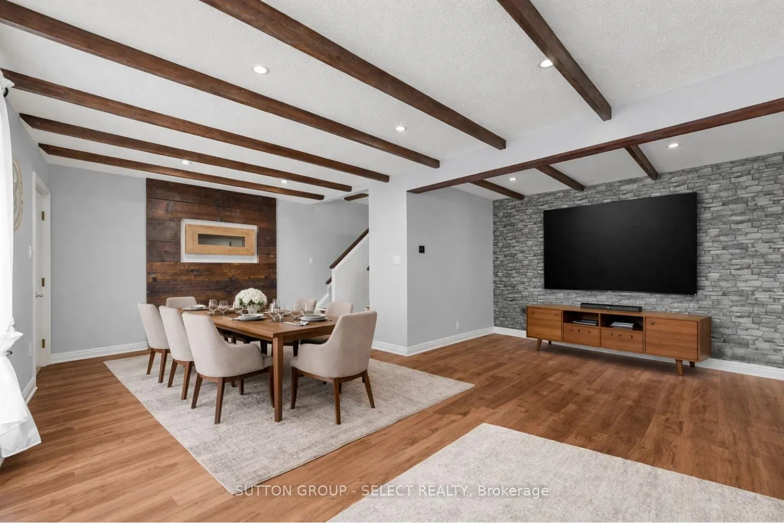 Photo 8 of Unit 27, 757 Wharncliffe Road, London, South O — HOMEH