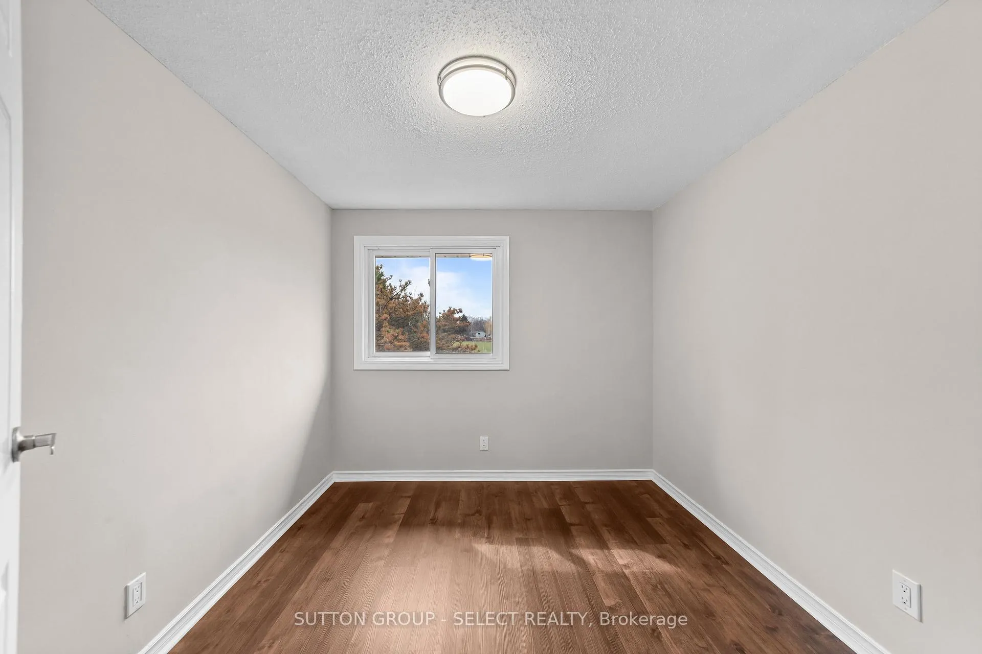 Photo 22 of Unit 27, 757 Wharncliffe Road, London, South O — HOMEH