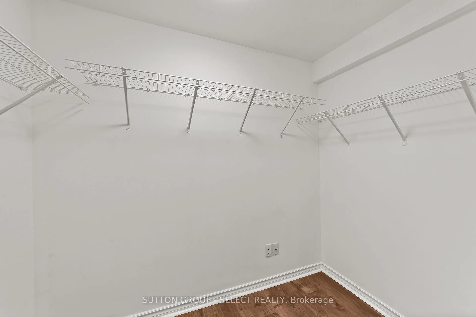 Photo 29 of Unit 27, 757 Wharncliffe Road, London, South O — HOMEH