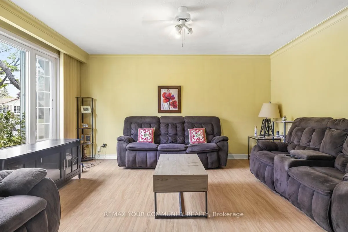 Photo 4 of 3 Shoreview Drive, Scarborough, West Hill — HOMEH