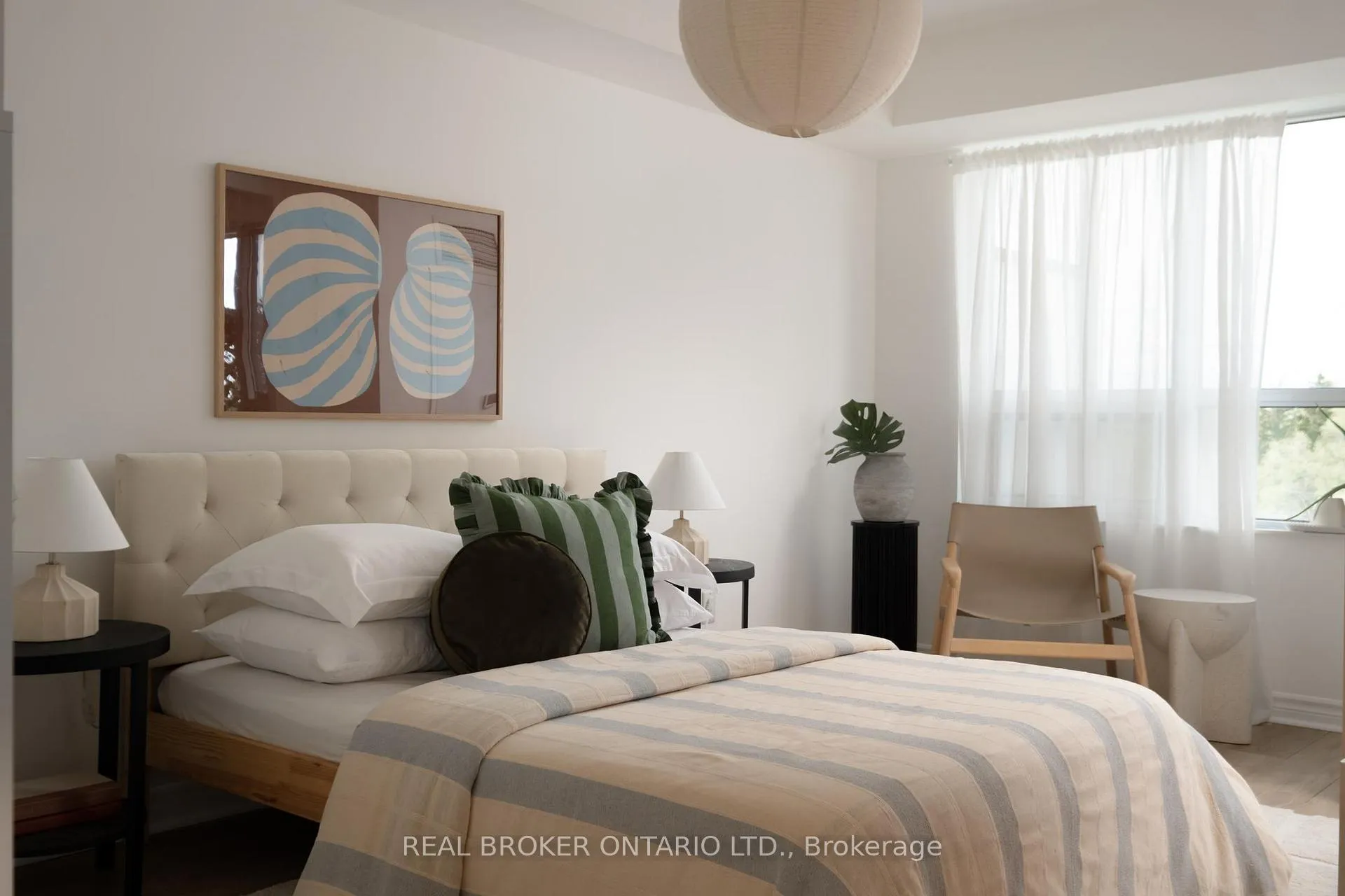 Photo 13 of Unit 510, 35 Saranac Boulevard, Toronto, Englemount-Lawrence — HOMEH