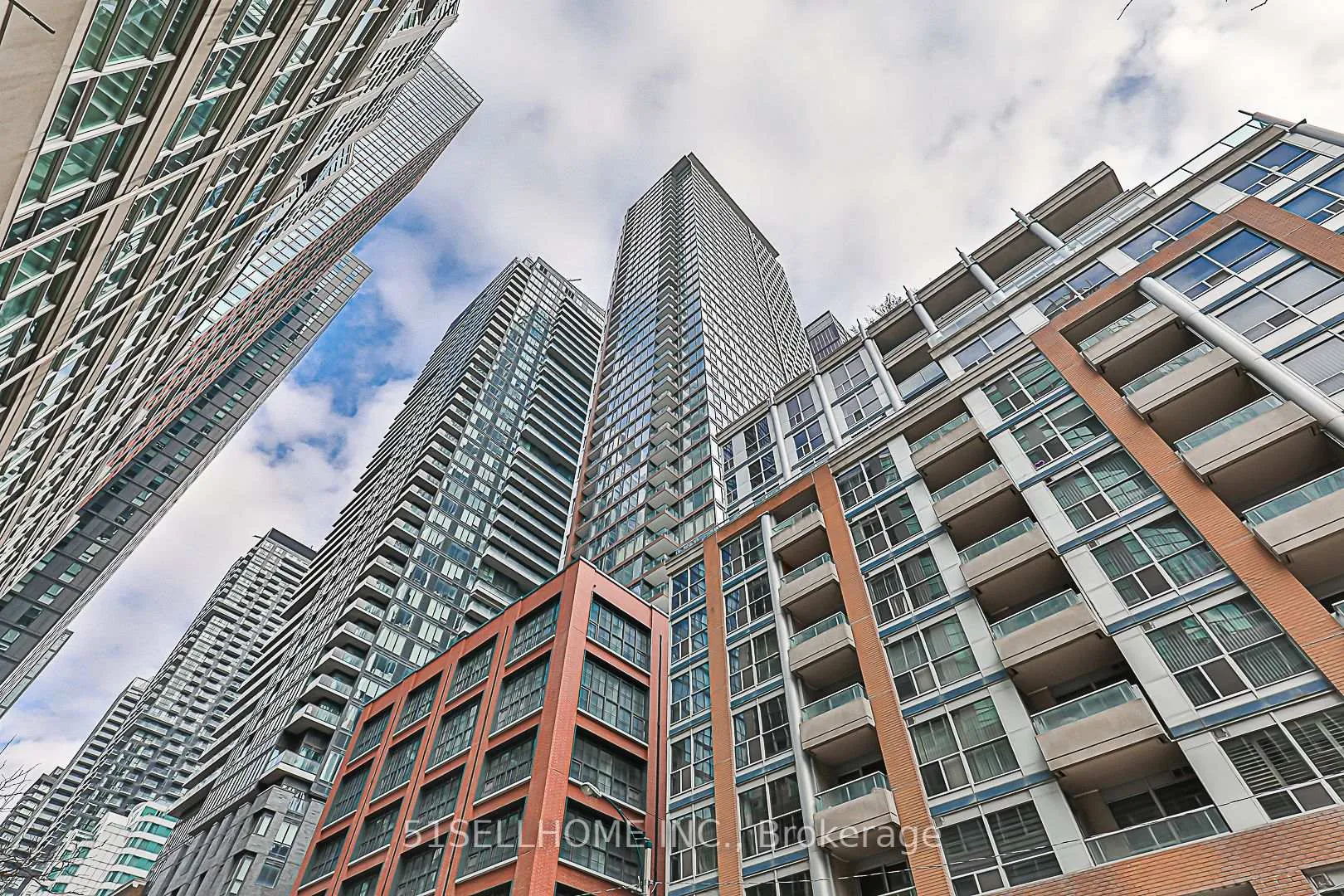 Photo 9 of Unit 2108, 55 Mercer Street, Toronto, Waterfront Communities — HOMEH