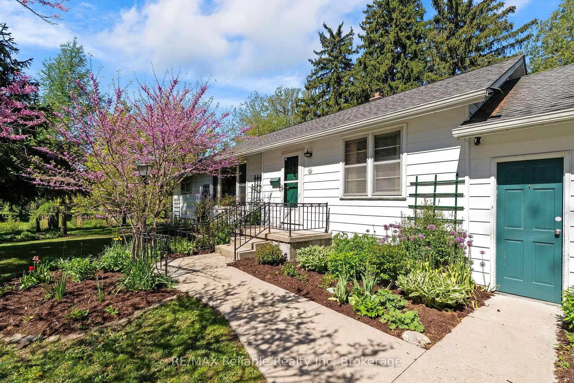 Photo 2 of 68 William Street, Huron East, Egmondville — HOMEH
