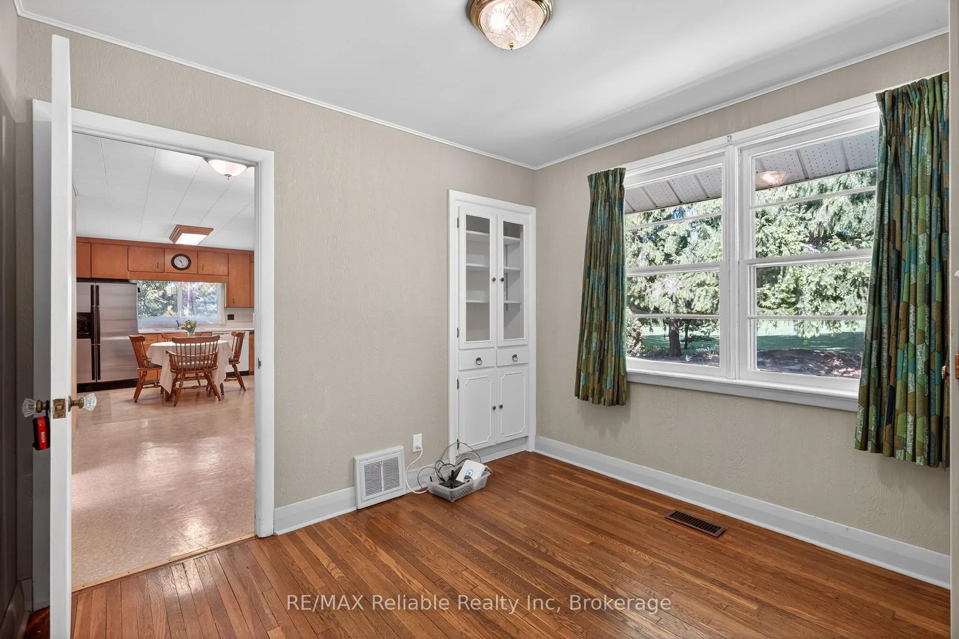 Photo 12 of 68 William Street, Huron East, Egmondville — HOMEH