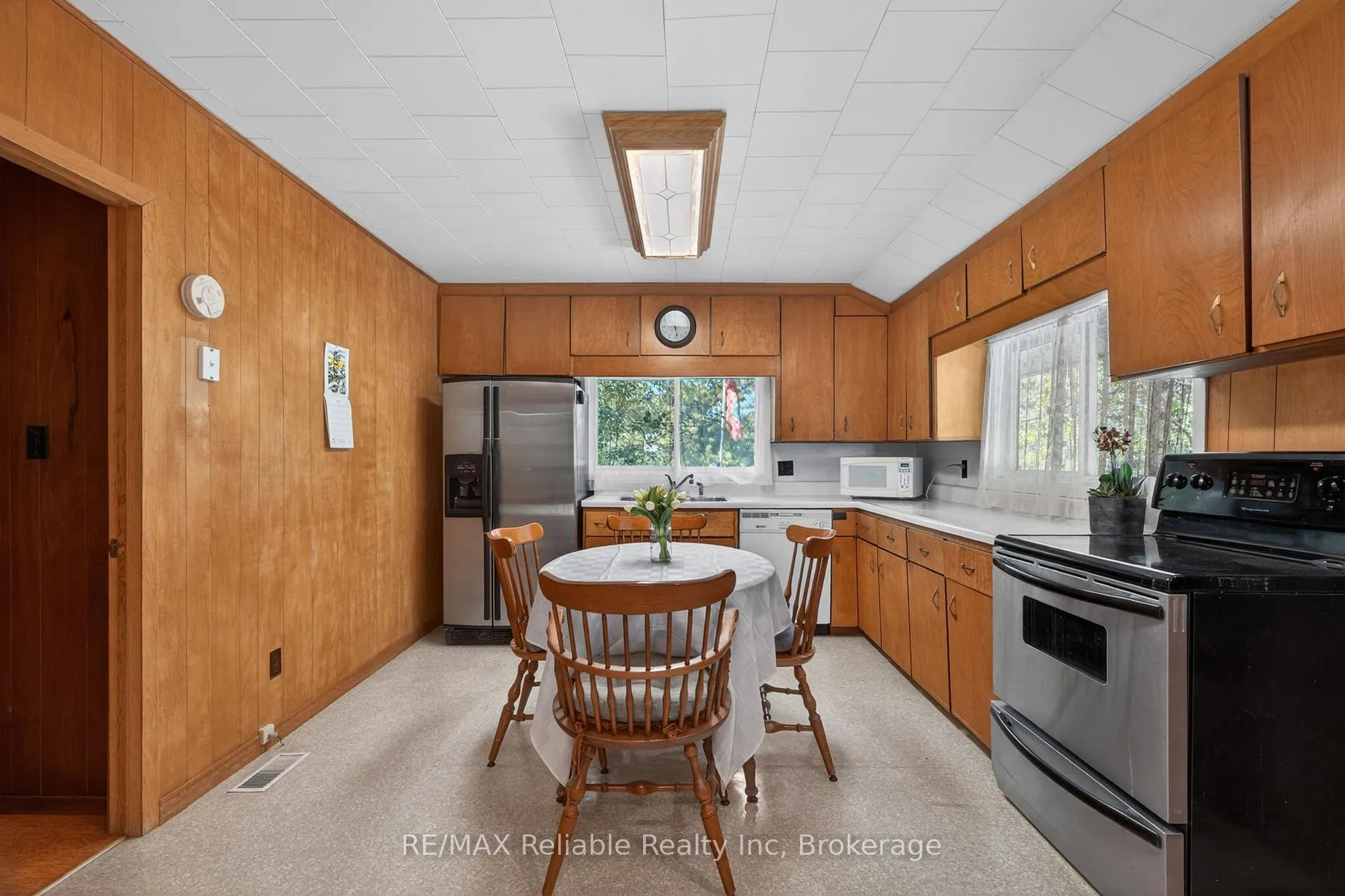Photo 15 of 68 William Street, Huron East, Egmondville — HOMEH