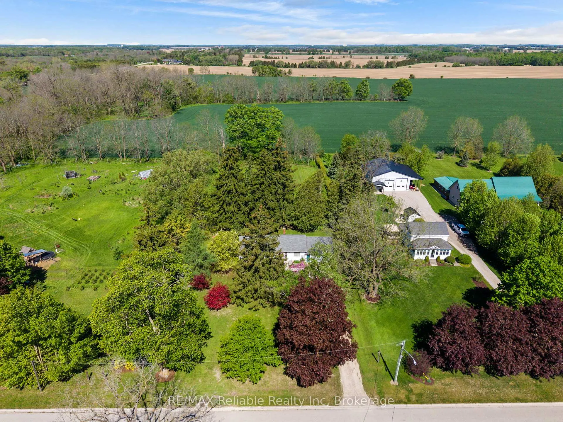 Photo 32 of 68 William Street, Huron East, Egmondville — HOMEH