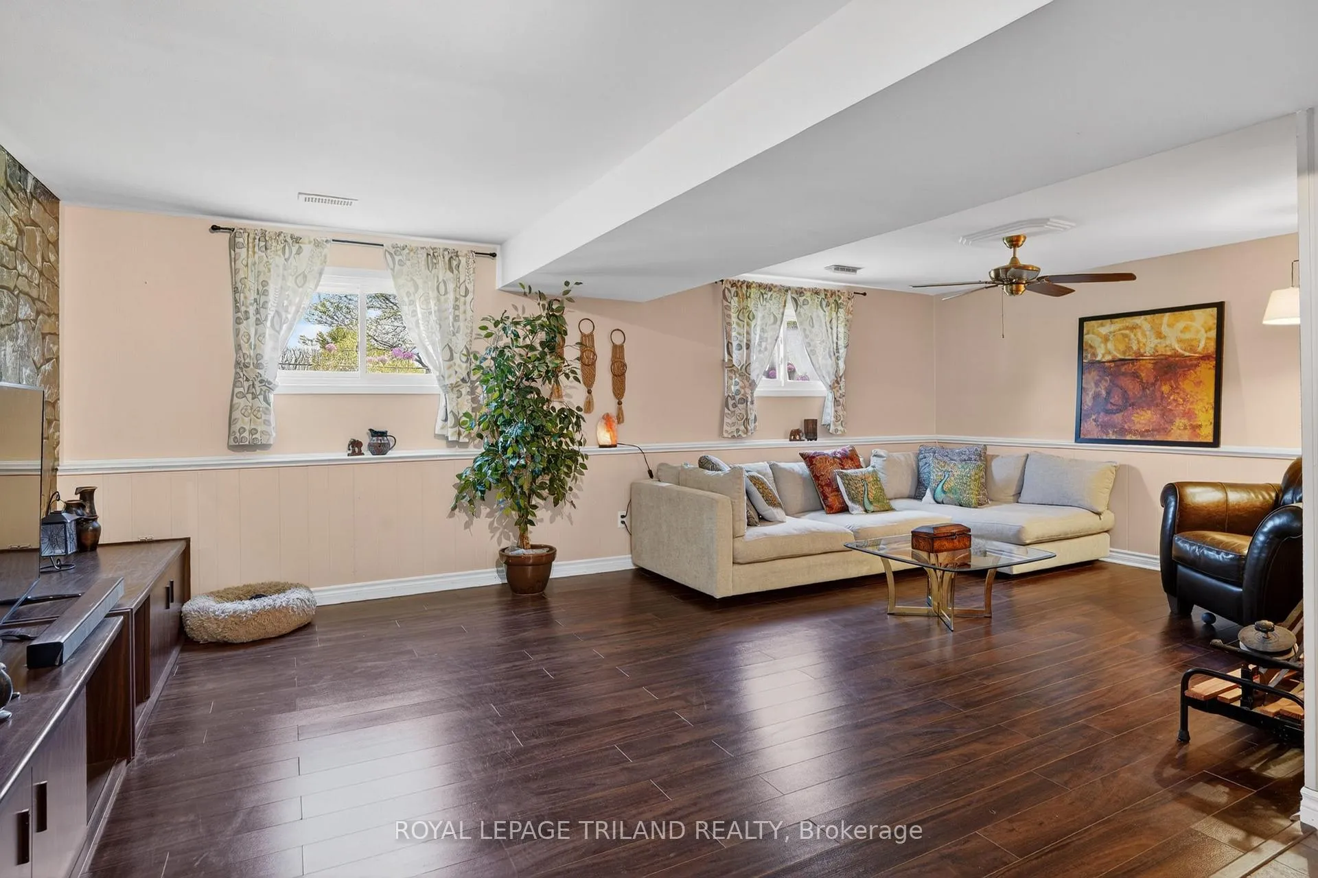 Photo 30 of 85 Adswood Road, London, South Y — HOMEH