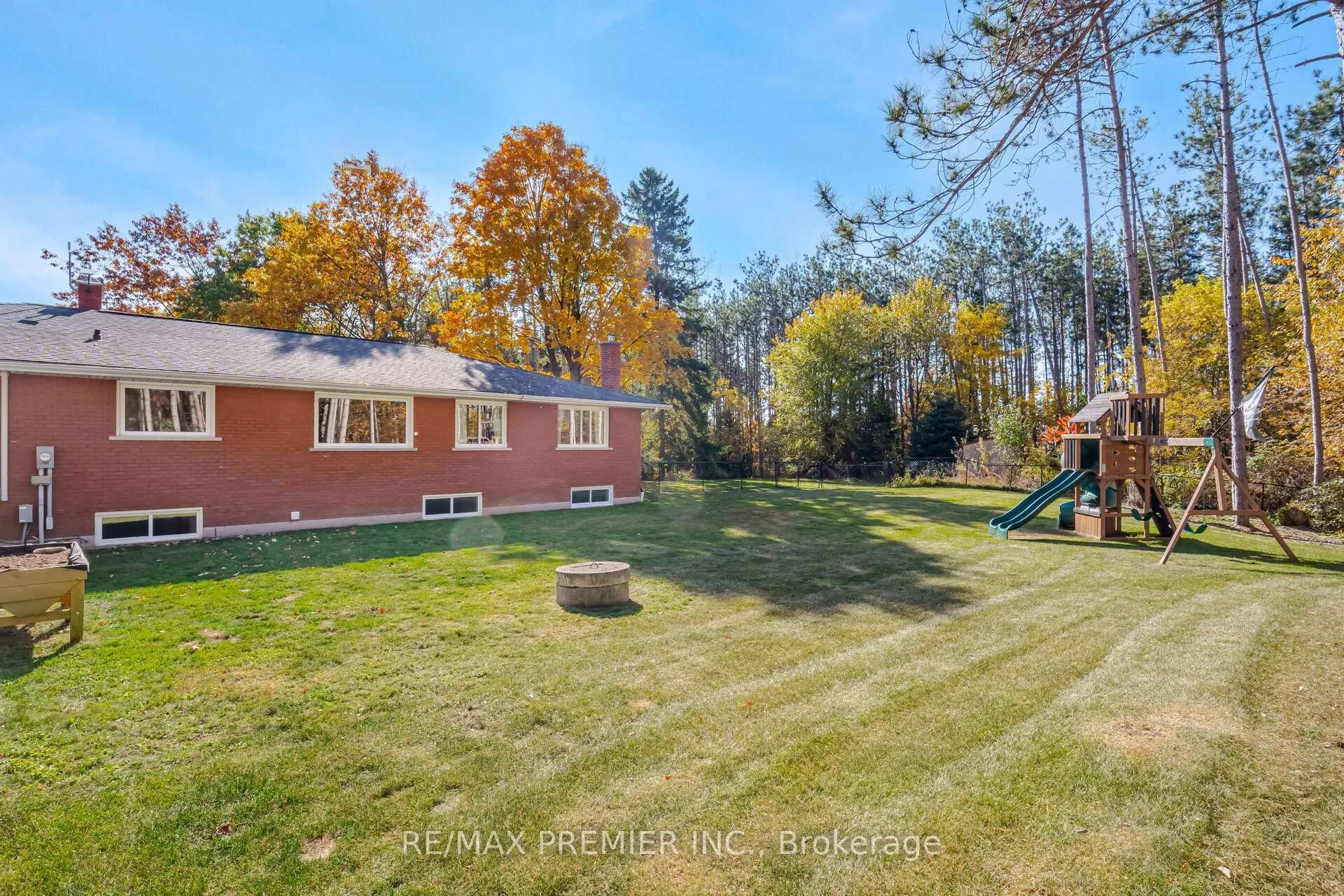 Photo 27 of 4904 10th Side Road, Essa, Rural Essa — HOMEH