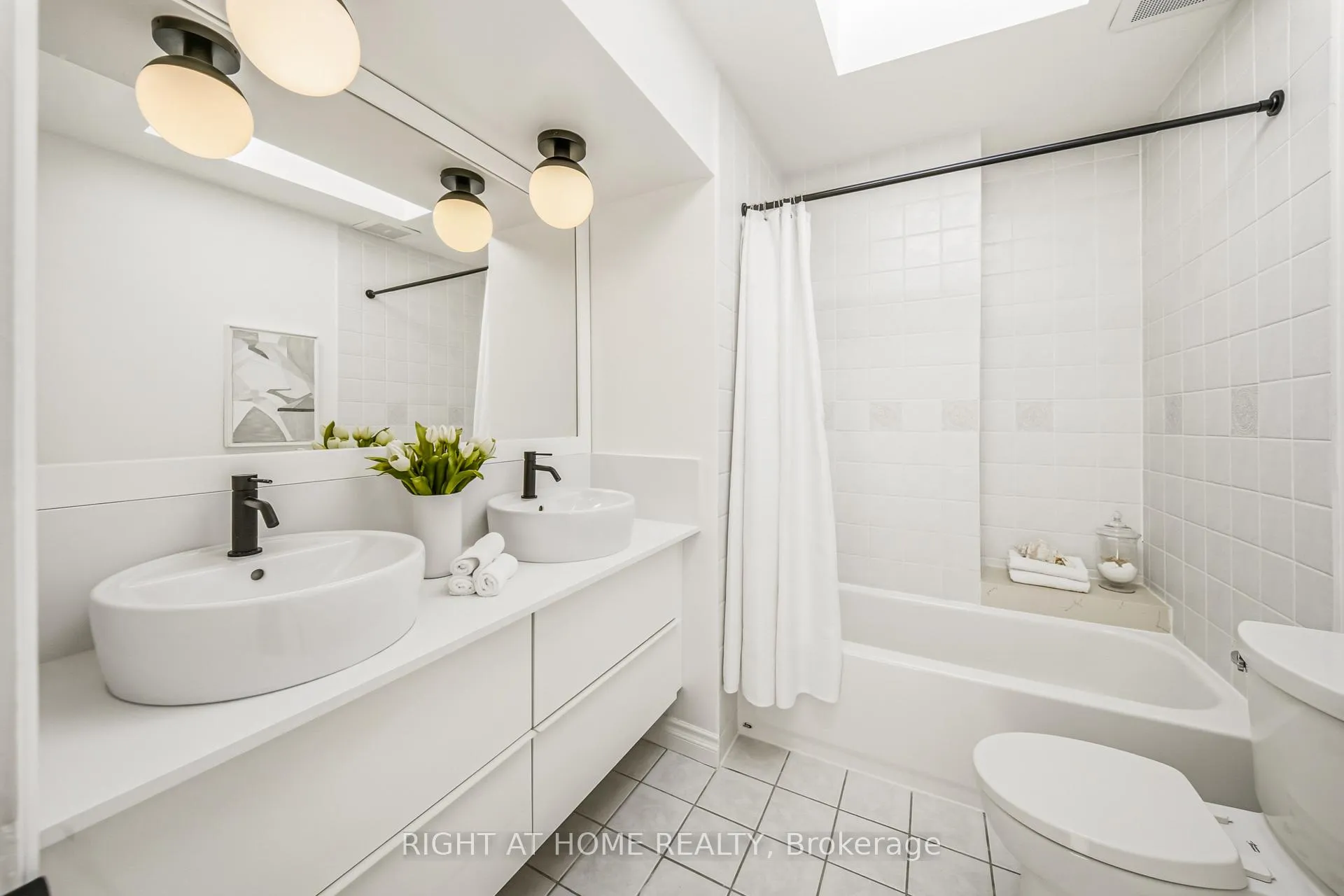 Photo 26 of 304 Riverdale Avenue, Toronto, Blake-Jones — HOMEH