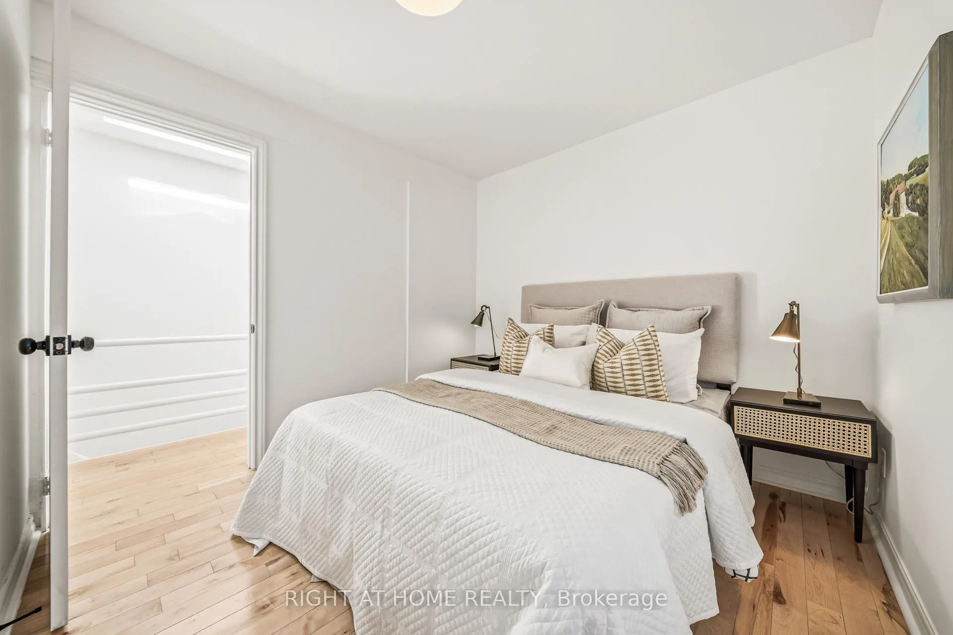 Photo 28 of 304 Riverdale Avenue, Toronto, Blake-Jones — HOMEH