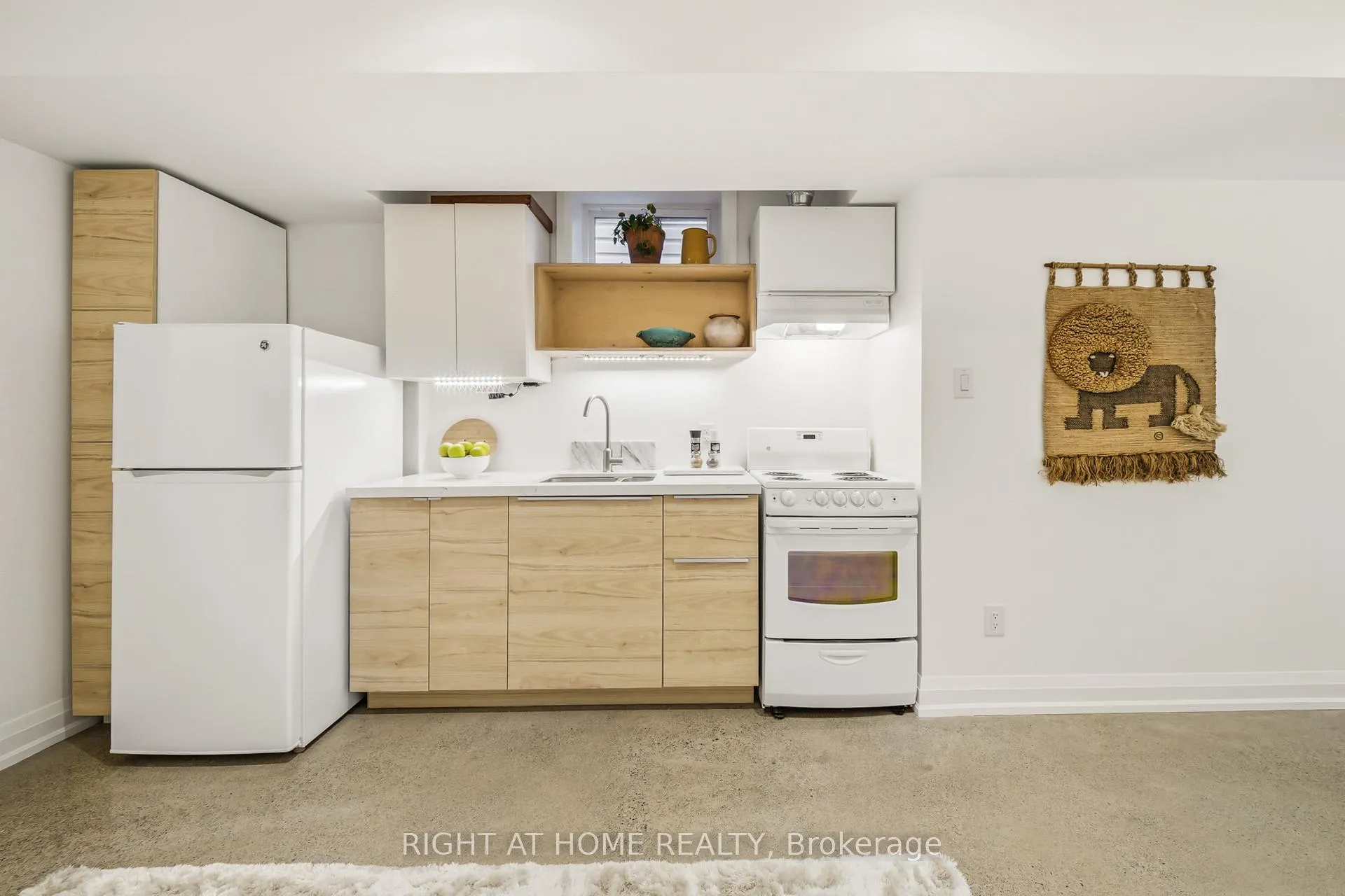 Photo 37 of 304 Riverdale Avenue, Toronto, Blake-Jones — HOMEH