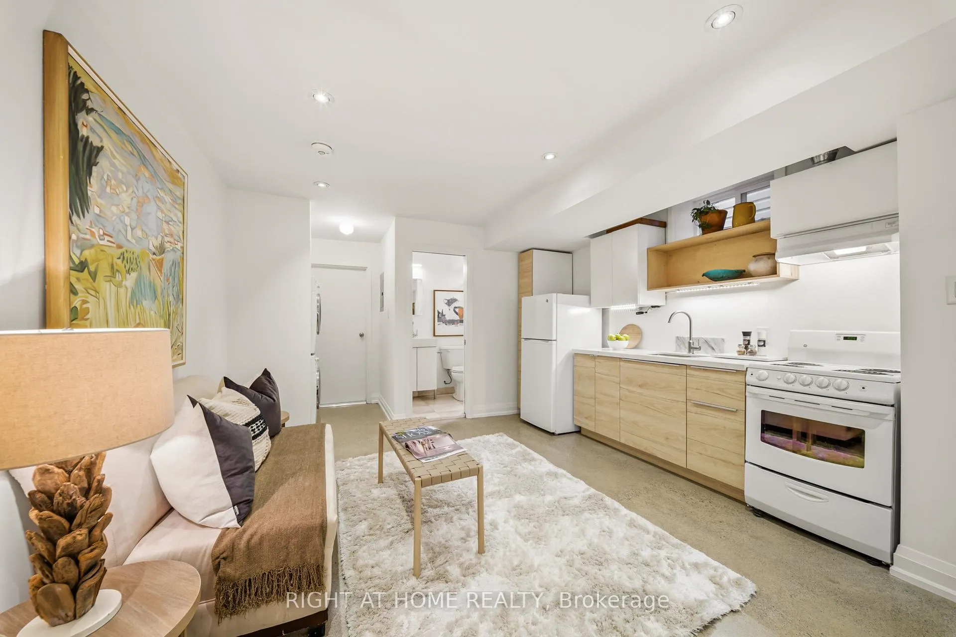 Photo 38 of 304 Riverdale Avenue, Toronto, Blake-Jones — HOMEH