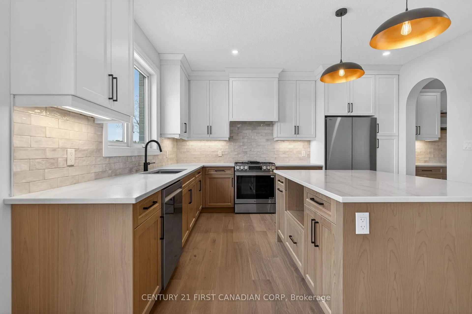 Photo 11 of 61 Hardy Drive, Strathroy-Caradoc, SE — HOMEH