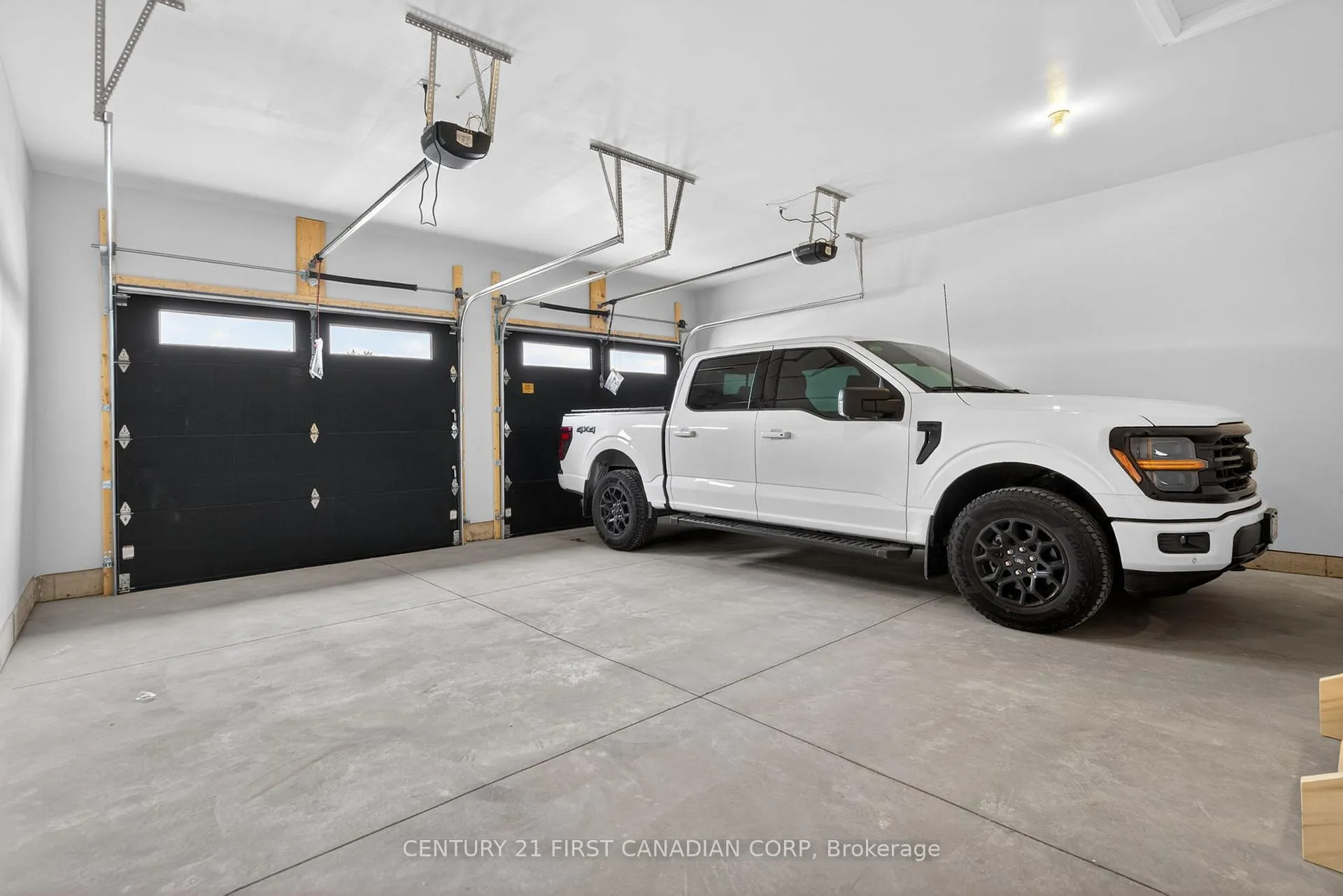 Photo 19 of 61 Hardy Drive, Strathroy-Caradoc, SE — HOMEH