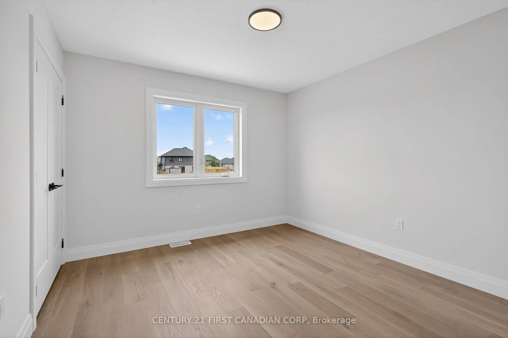 Photo 31 of 61 Hardy Drive, Strathroy-Caradoc, SE — HOMEH