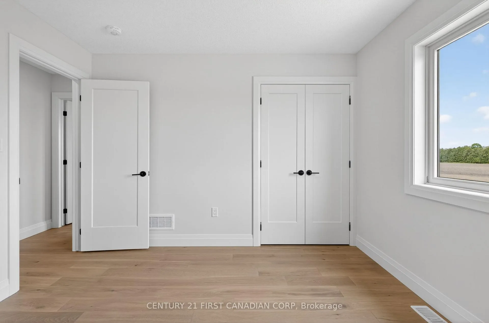 Photo 32 of 61 Hardy Drive, Strathroy-Caradoc, SE — HOMEH