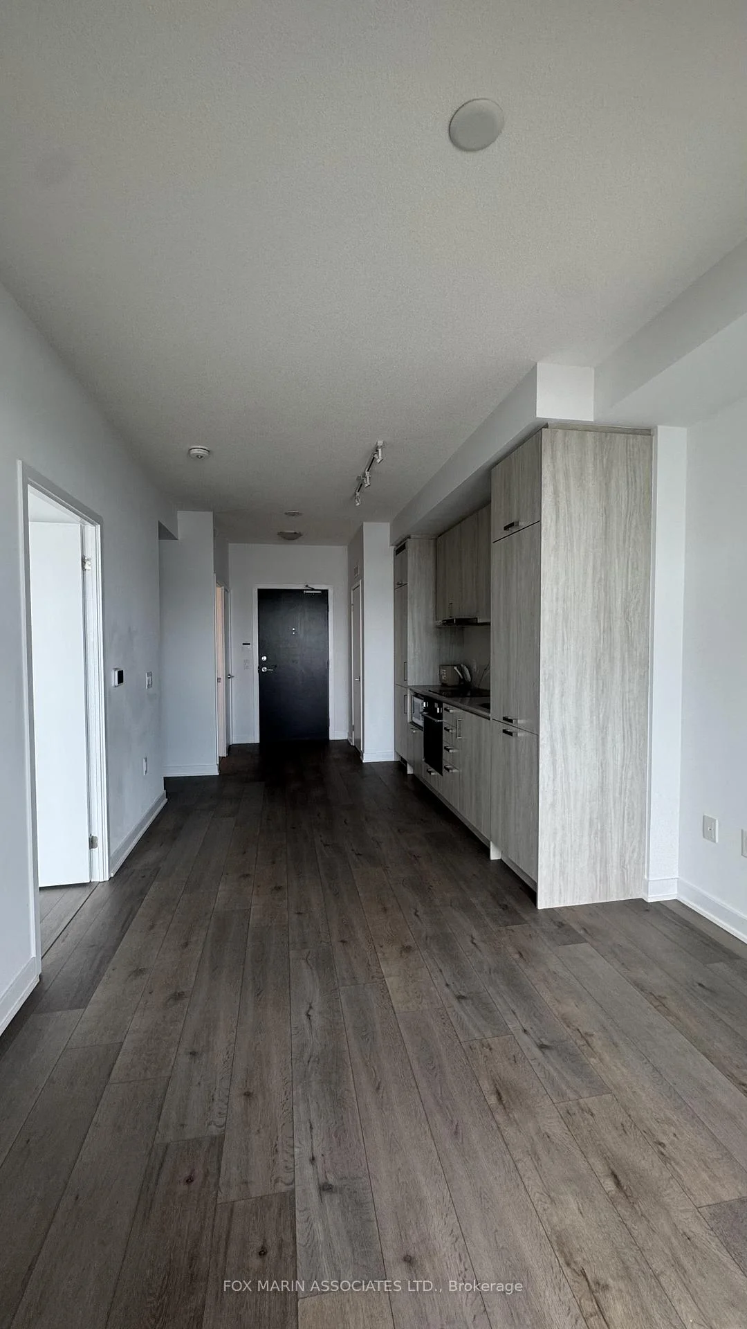 Photo 6 of Unit 1505, 60 Honeycrisp Crescent, Vaughan, Vaughan Corporate Centre — HOMEH