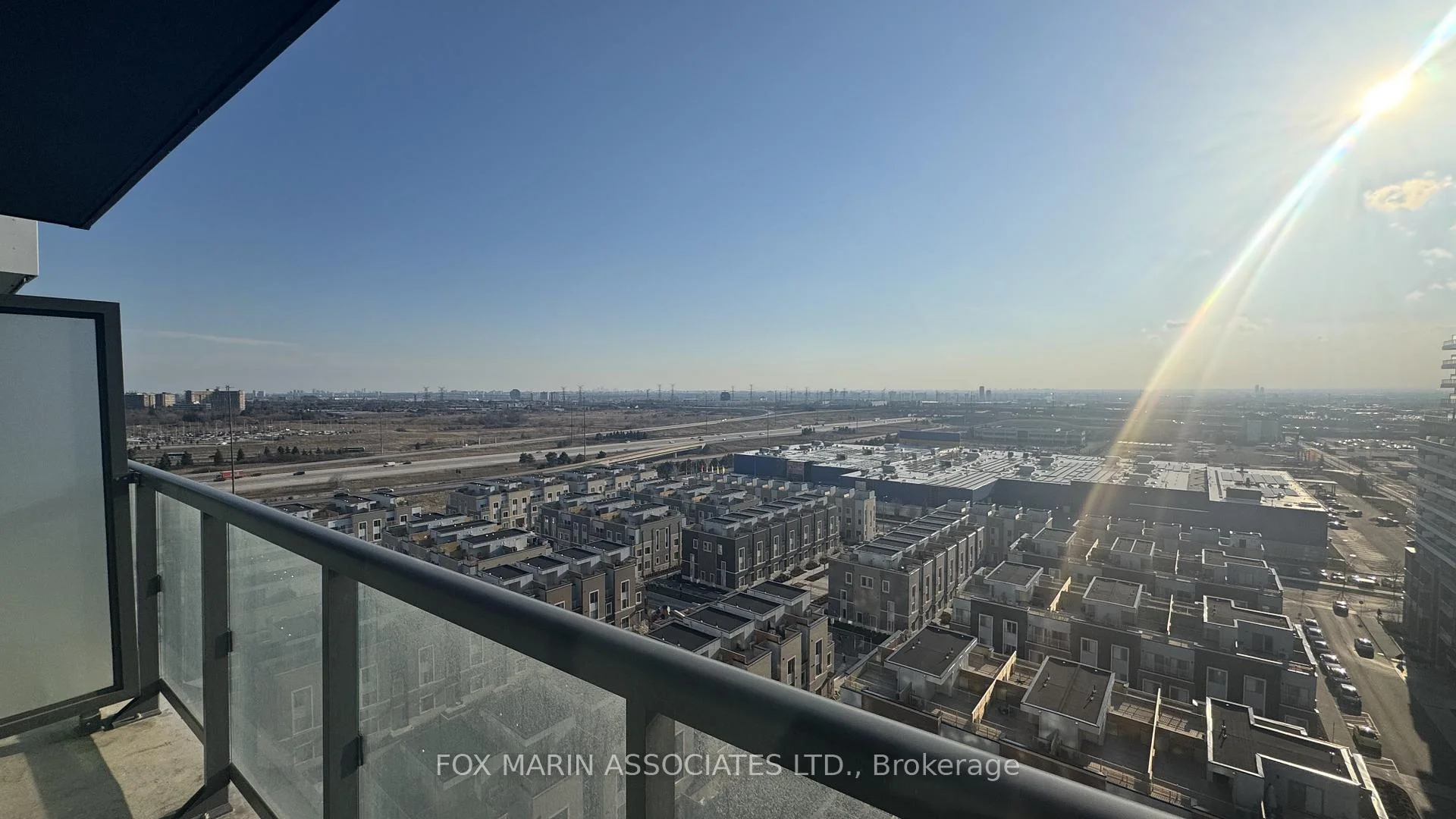 Photo 34 of Unit 1505, 60 Honeycrisp Crescent, Vaughan, Vaughan Corporate Centre — HOMEH